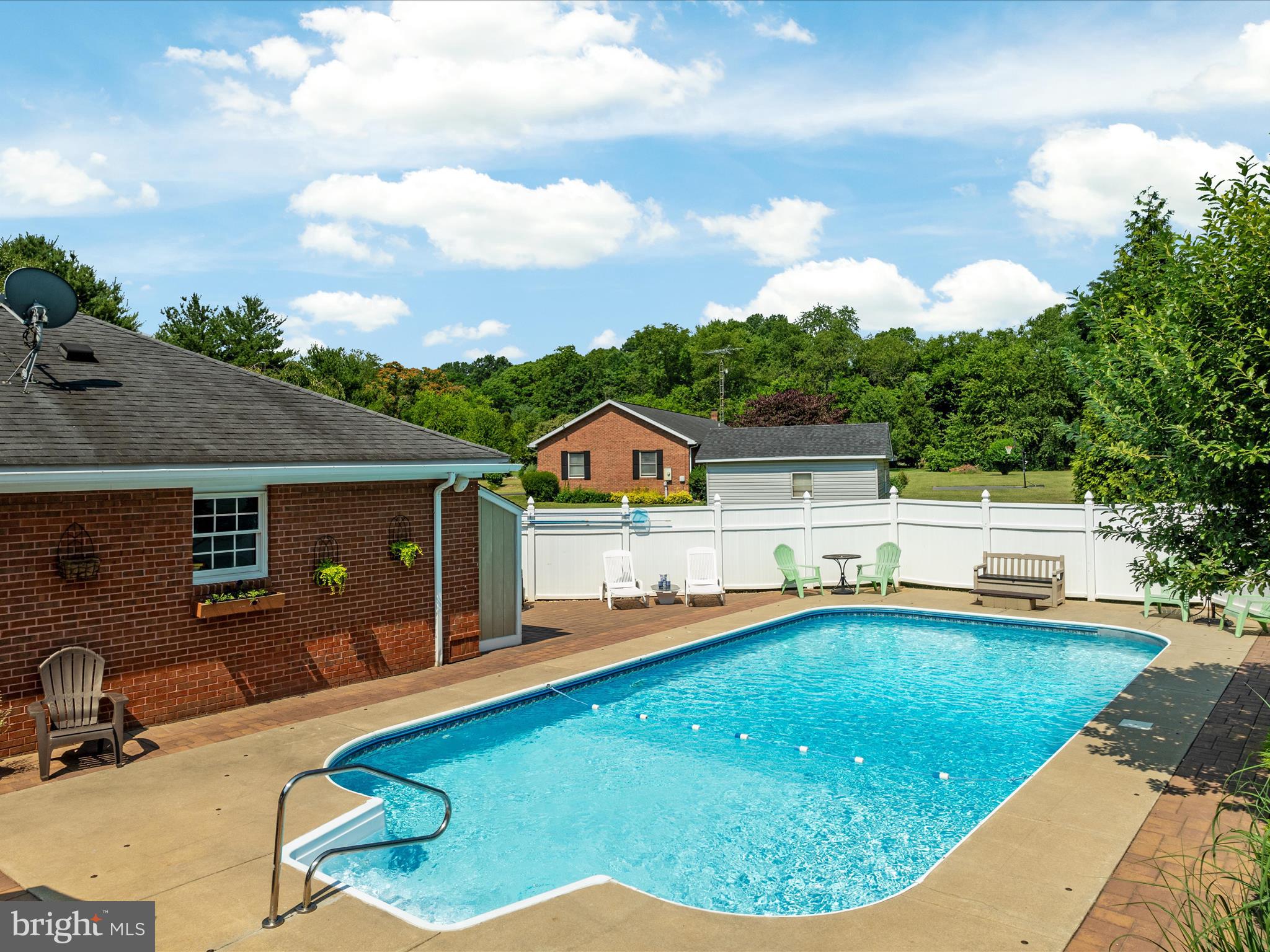 CRYSTAL BROOK II - Residential