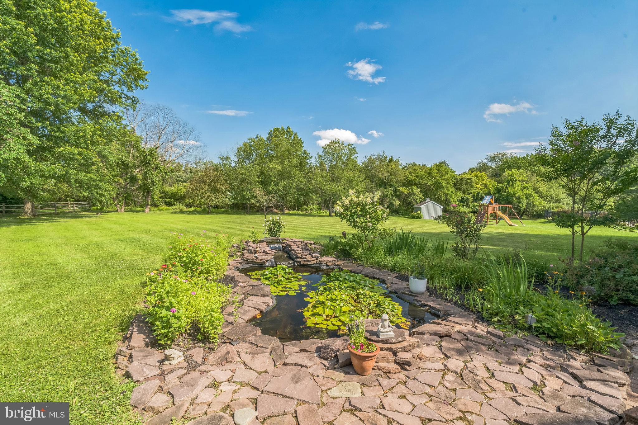 822 HIDDEN FOREST DRIVE