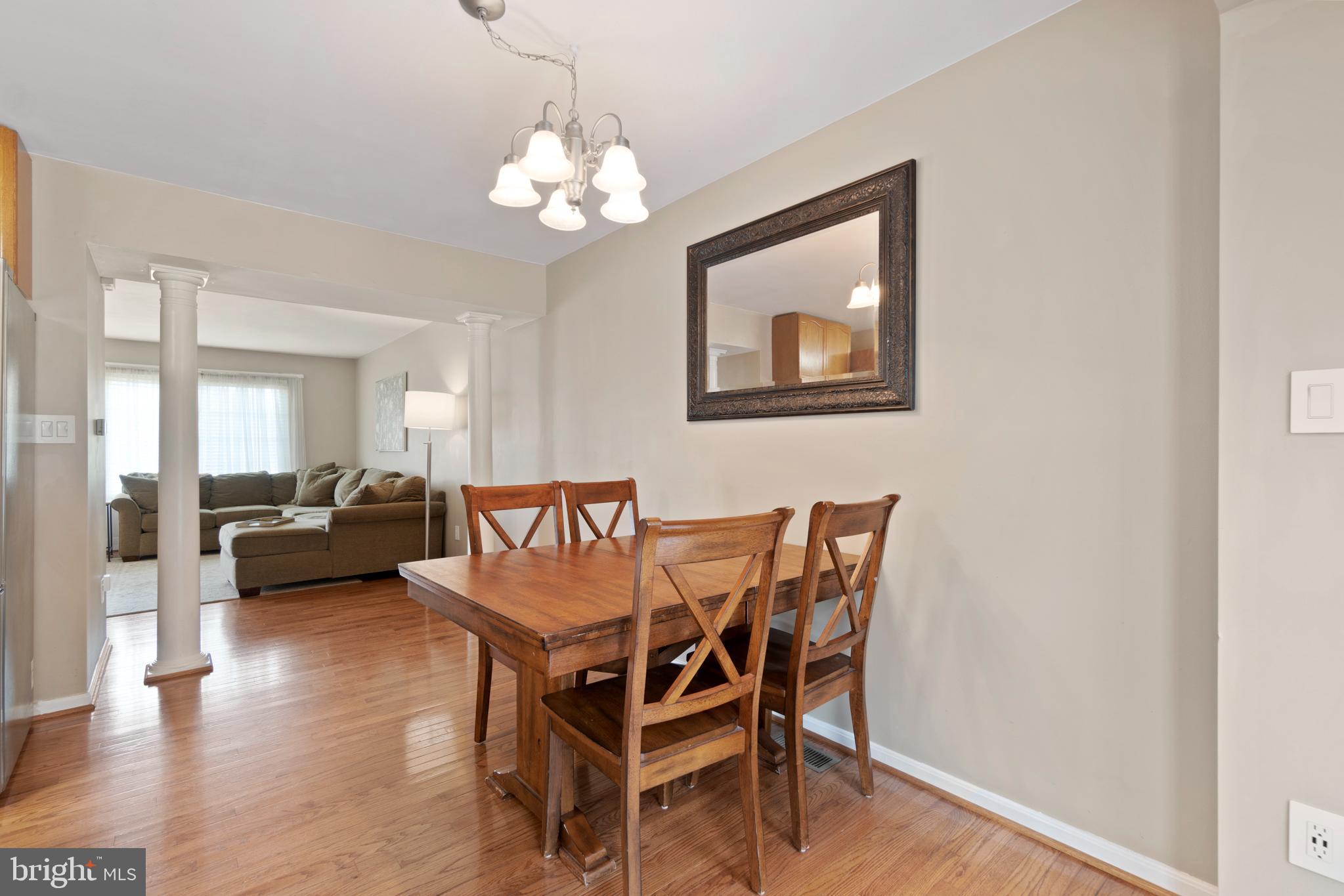 ENGLAND RUN - Residential