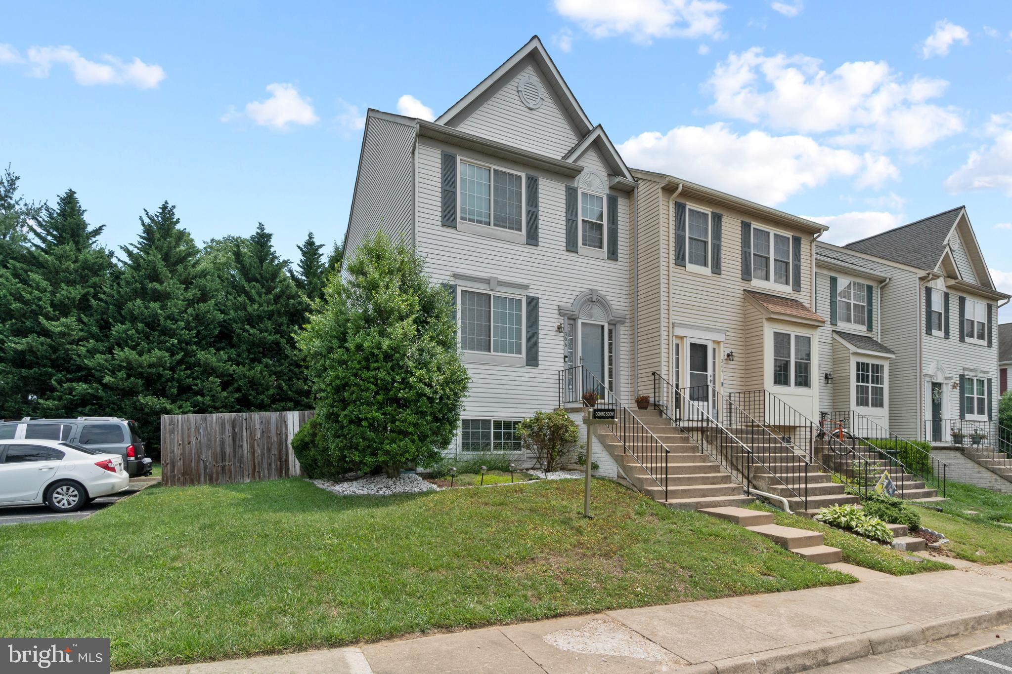 ENGLAND RUN - Residential