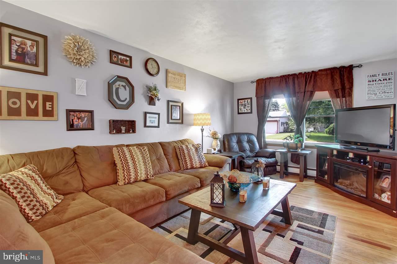 TWIN OAKS - Residential