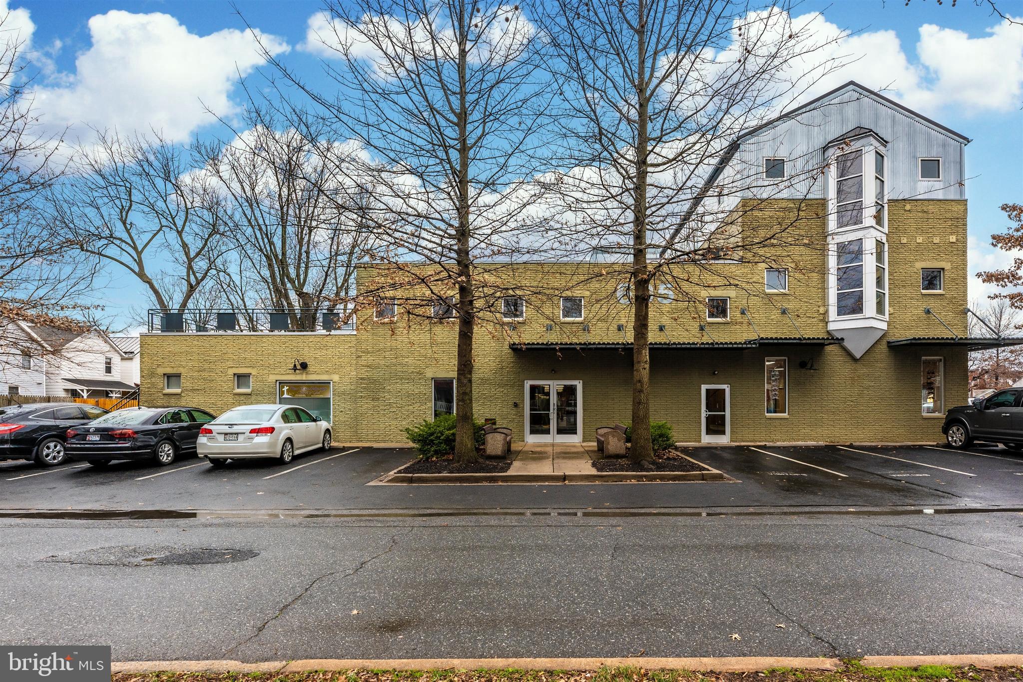 Unique opportunity to purchase this 14-unit income producing asset within the City of Frederick. Award -winning conversion in 2007, The Bentz Street Professional Center is comprised of approximately 11, 118 SQ FT office/condo units and common area, with an additional 2,156 SQ FT basement storage .