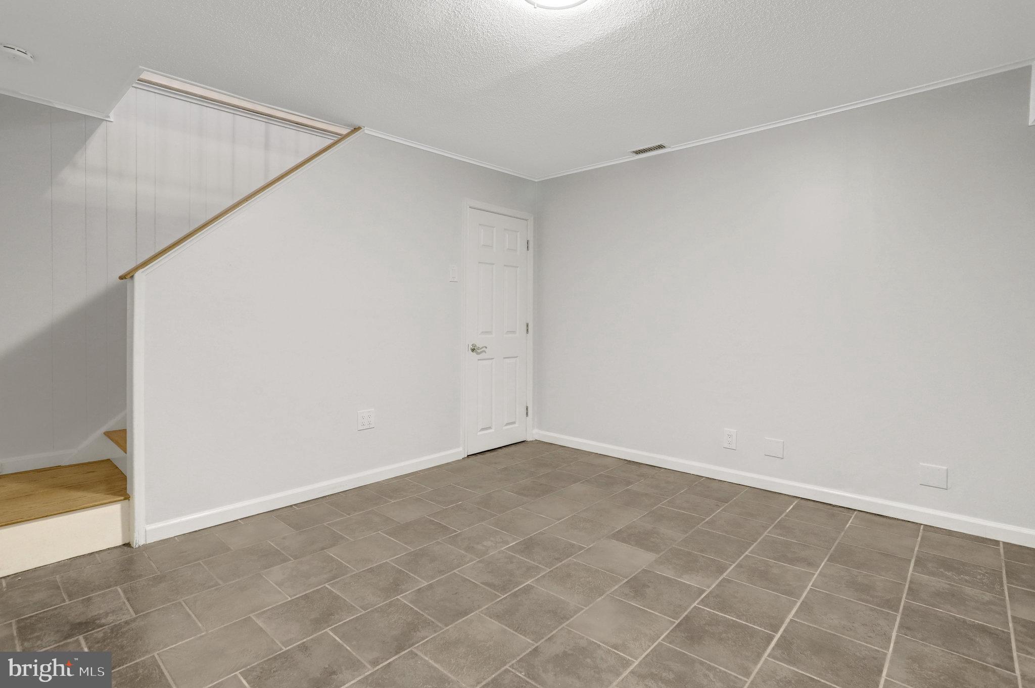 FAIRLINGTON VILLAGES - Residential Lease