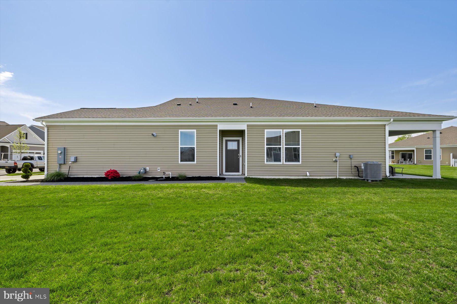 37117 SPARKLING SEA DRIVE