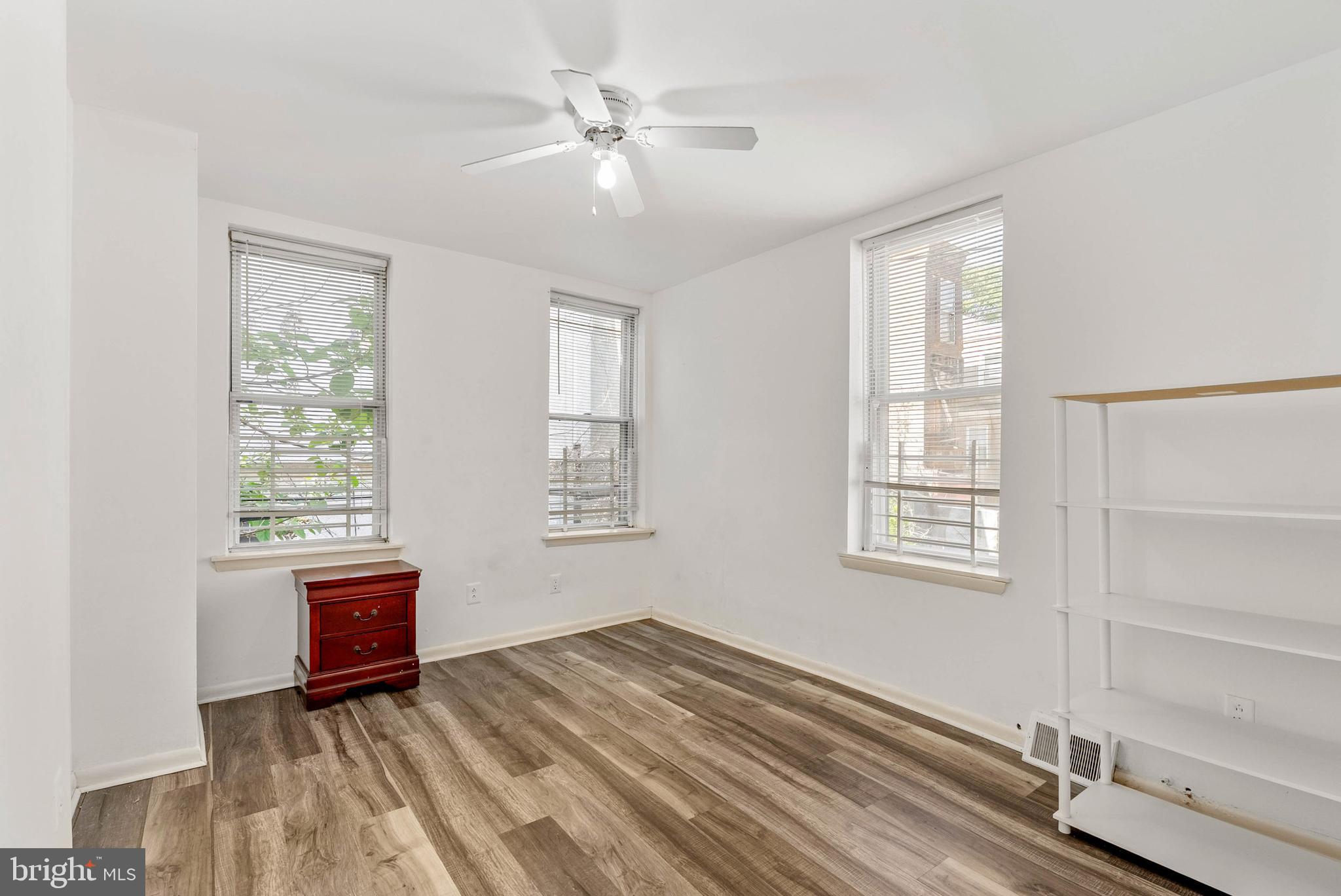 TEMPLE UNIVERSITY - Residential Lease