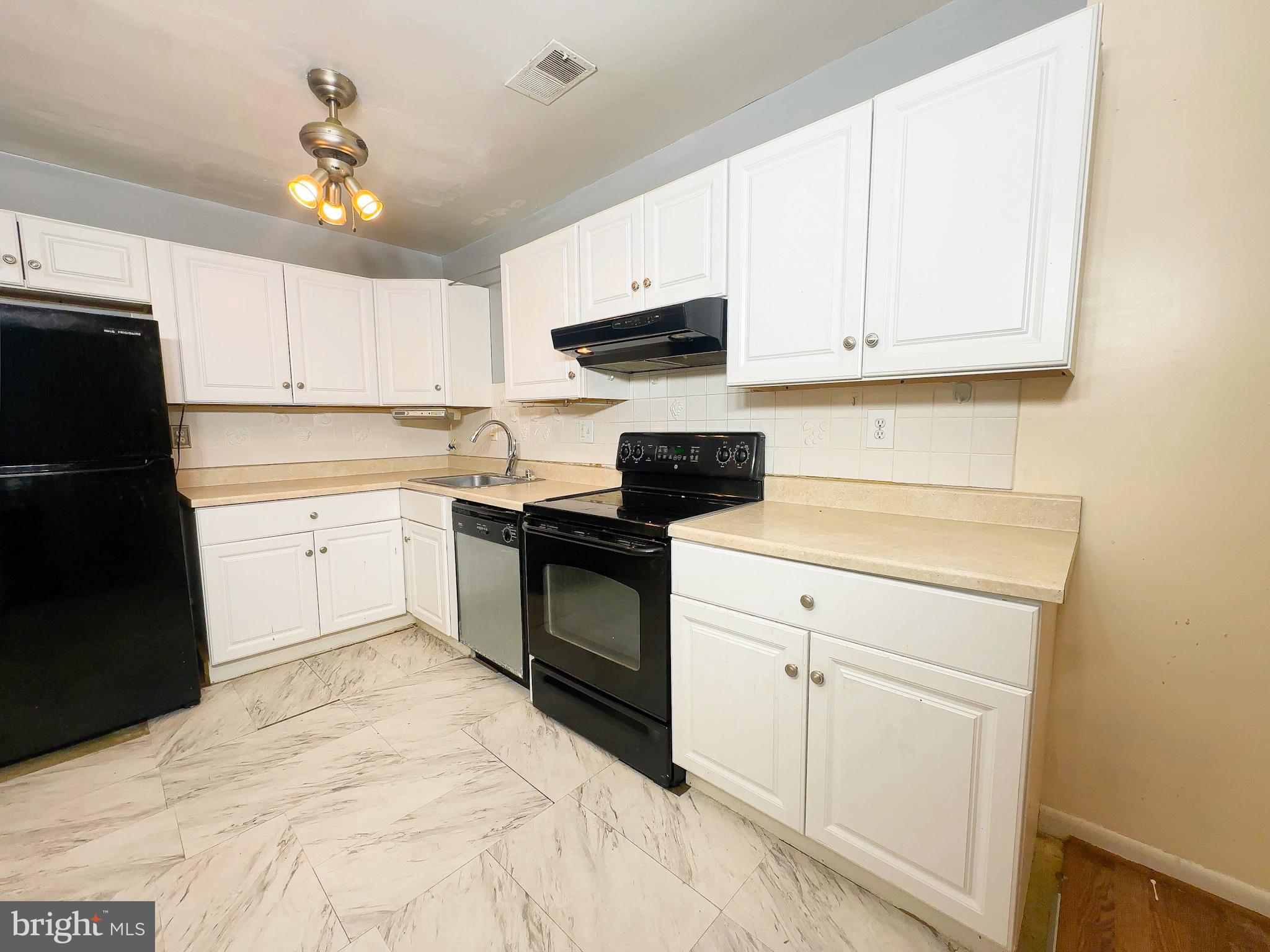 CINNAMON RIDGE CONDO - Residential