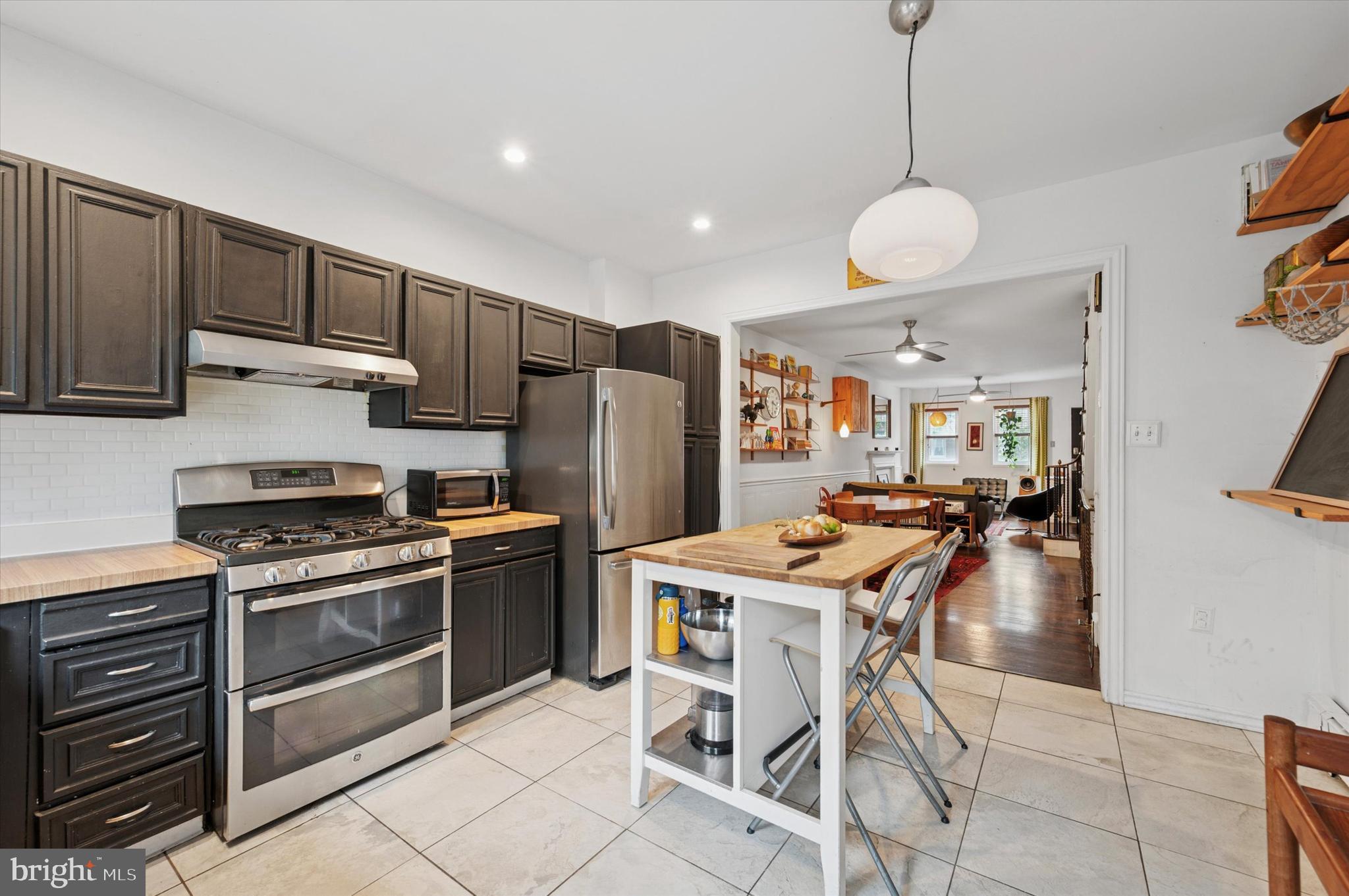 PASSYUNK SQUARE - Residential Lease