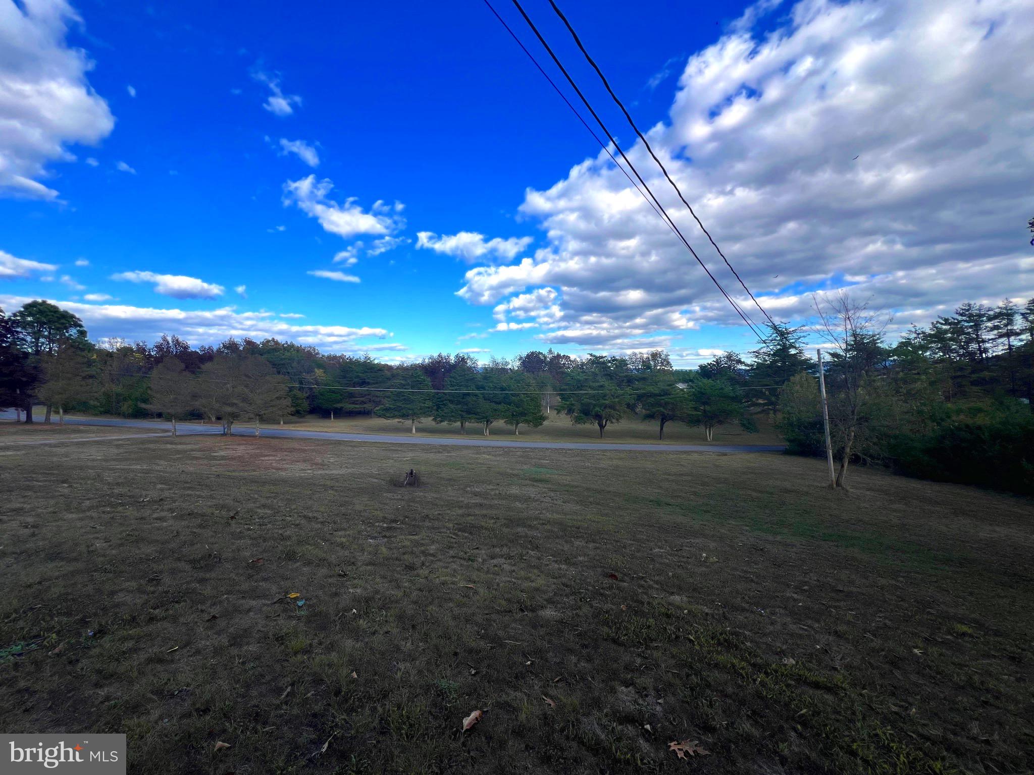 276 CARDINAL CIRCLE