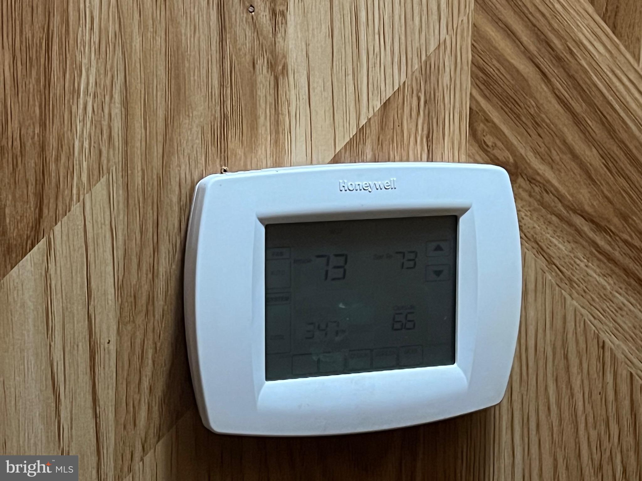 OAK COVE - Residential