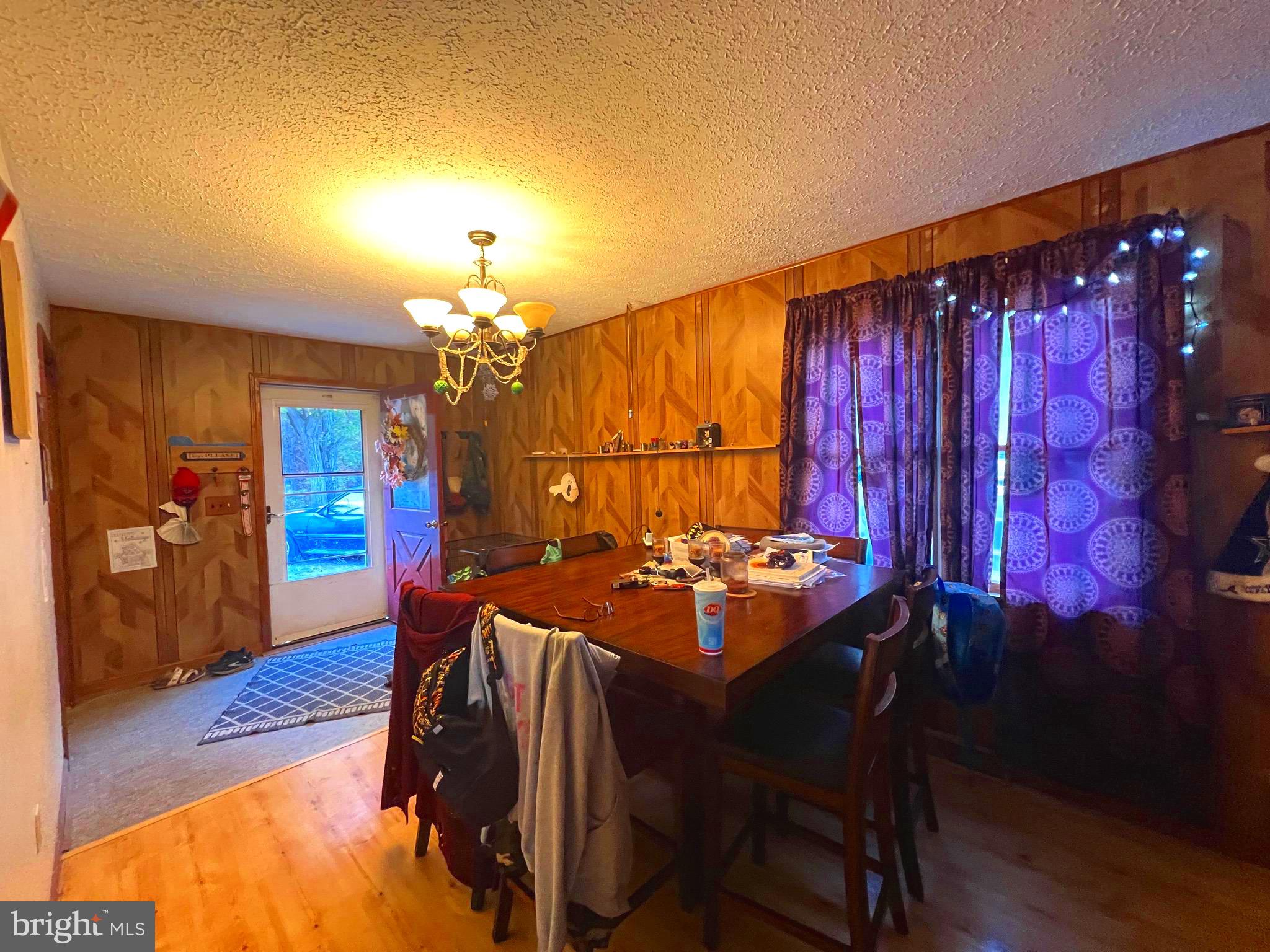 OAK COVE - Residential