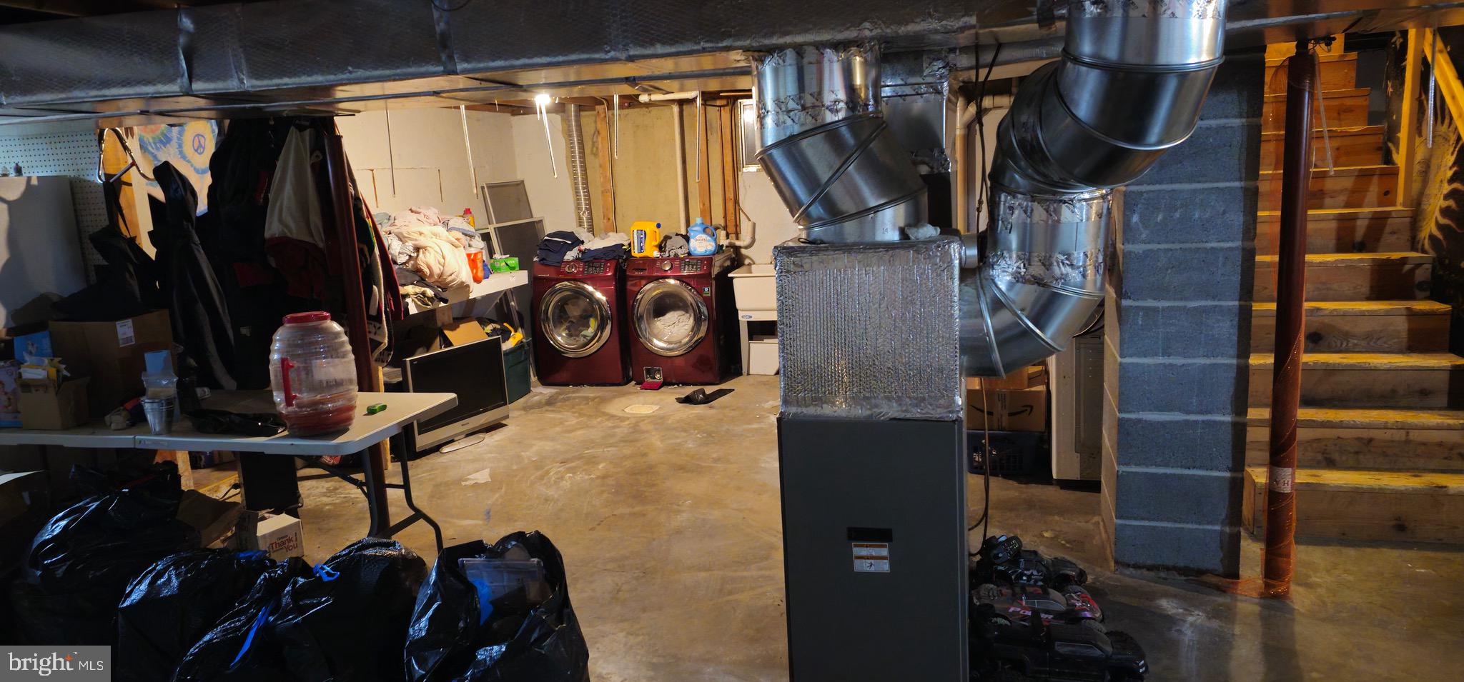 OAK COVE - Residential