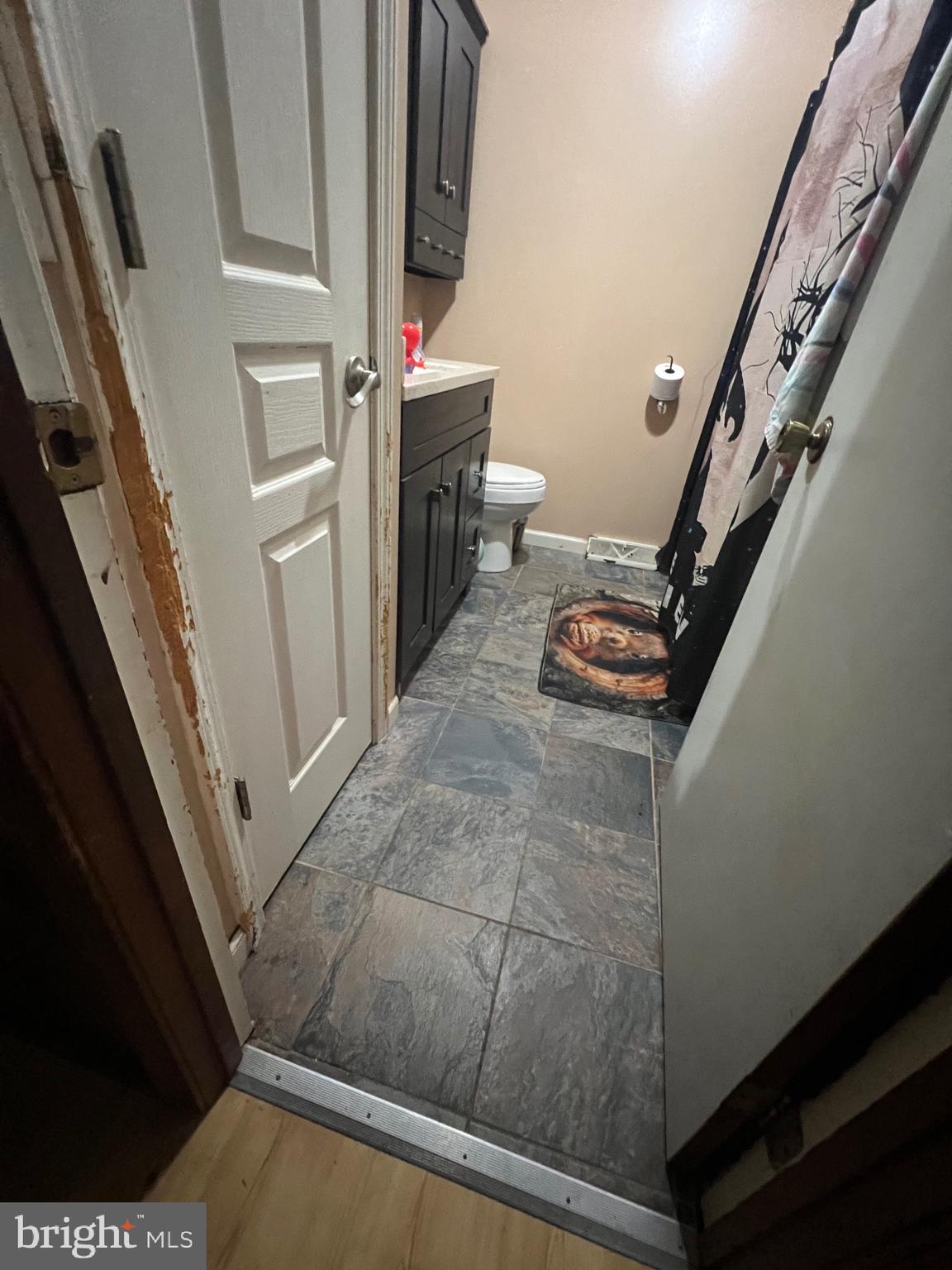 OAK COVE - Residential