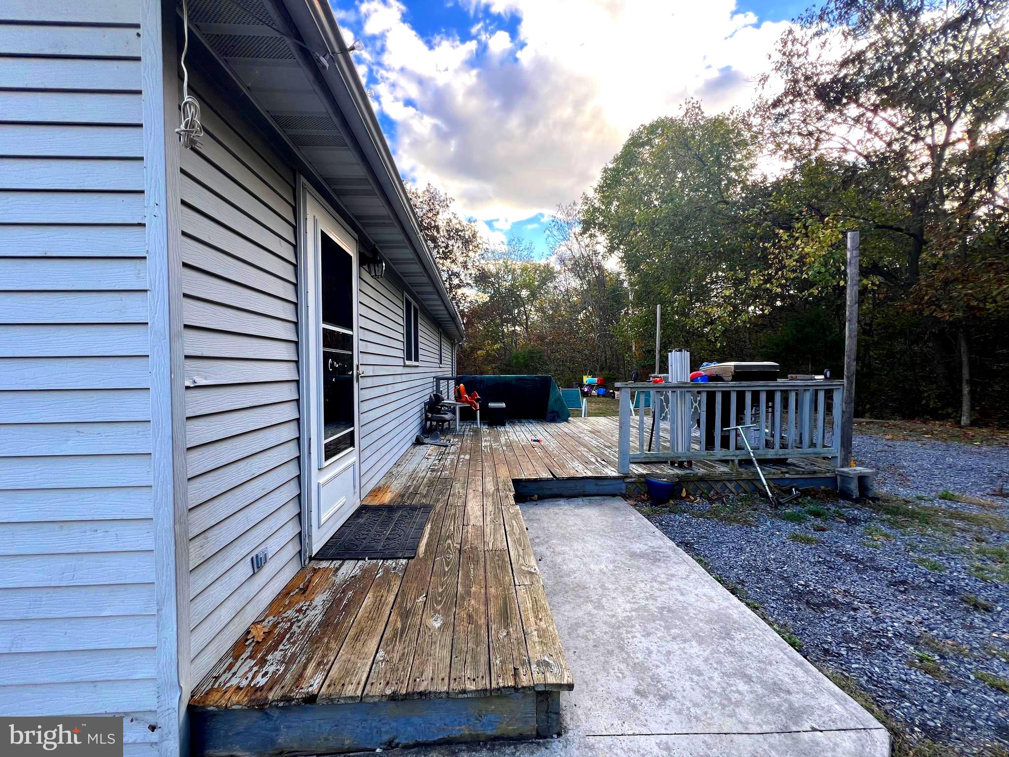 OAK COVE - Residential