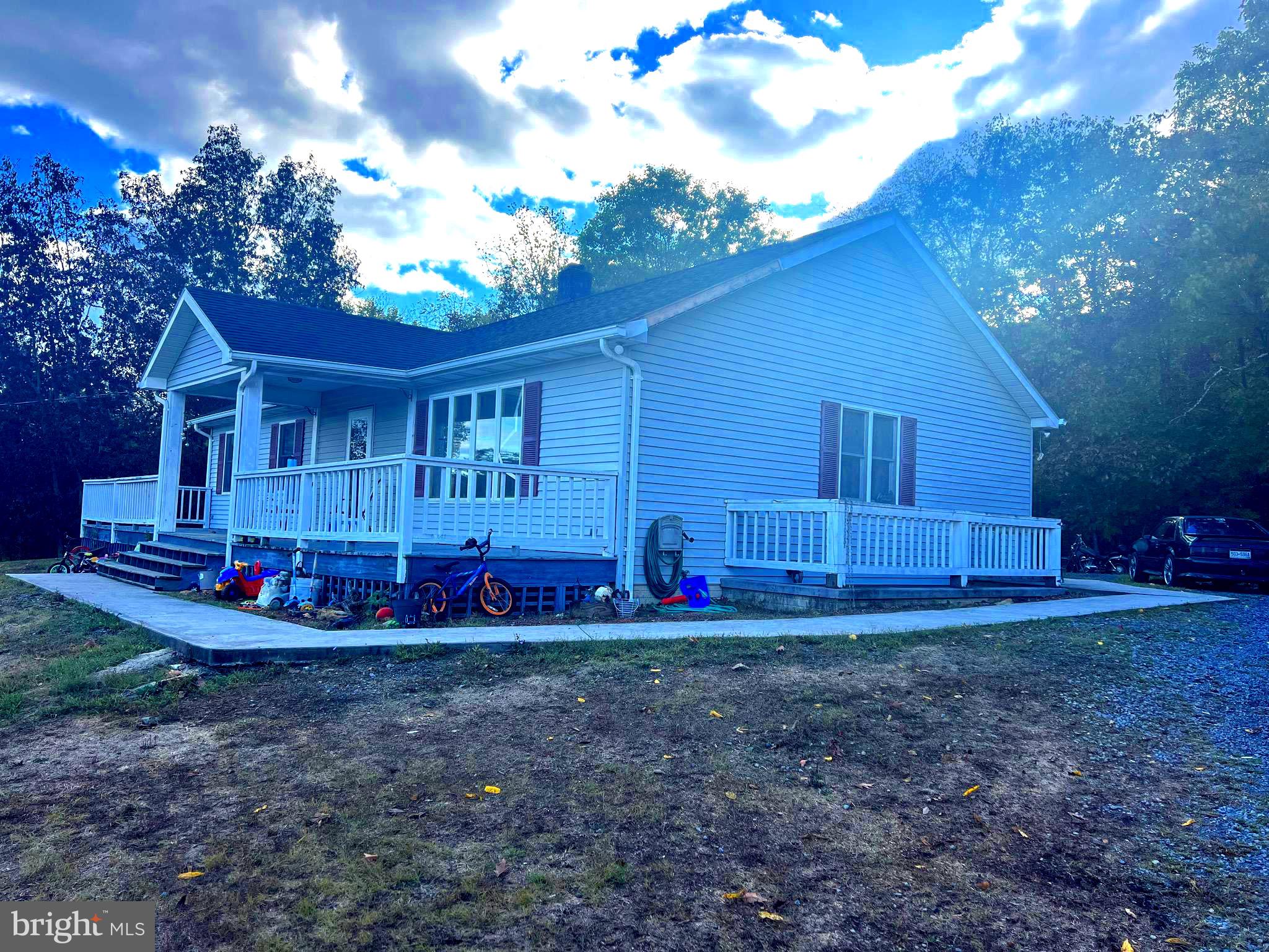 OAK COVE - Residential