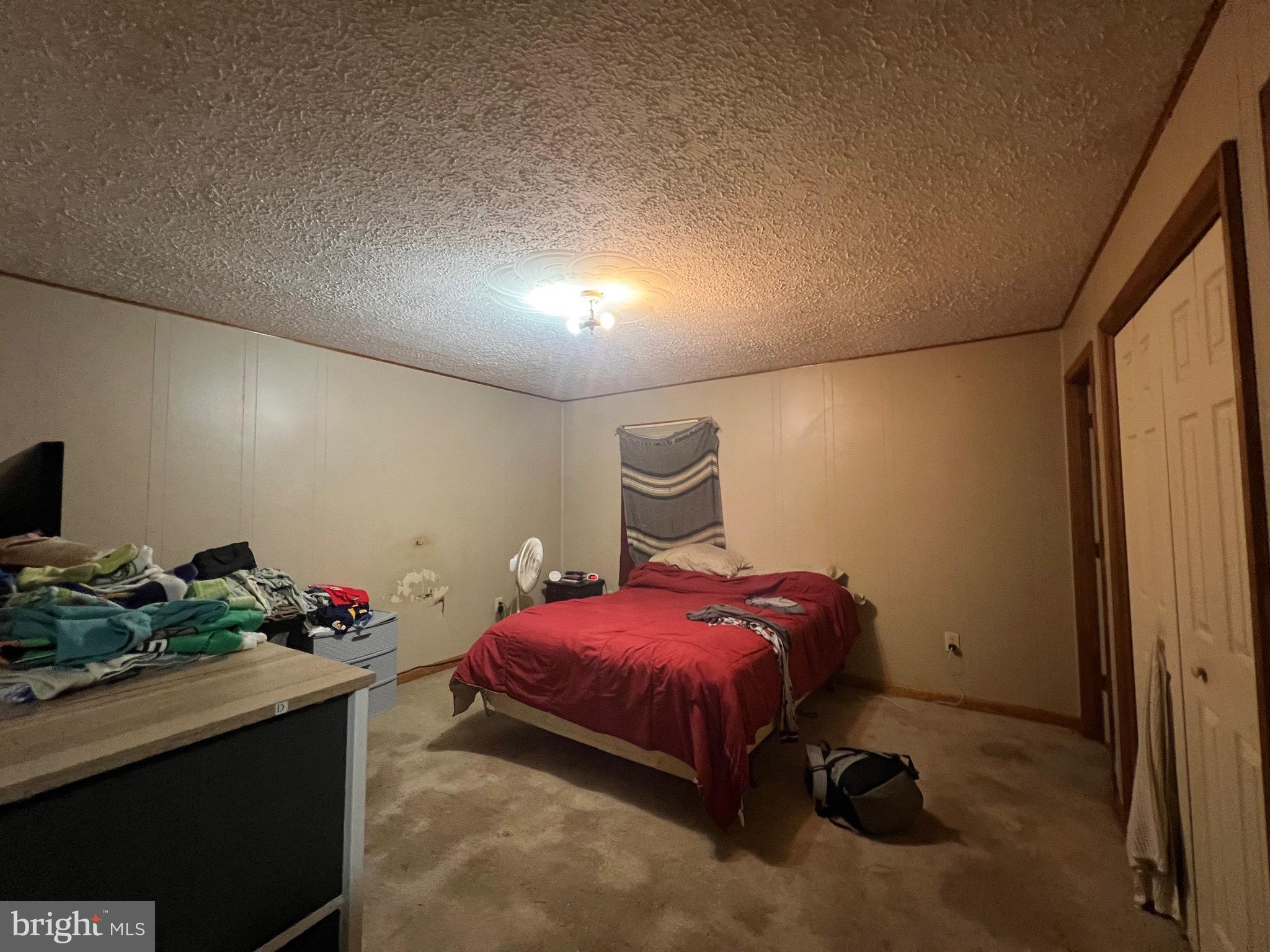 OAK COVE - Residential