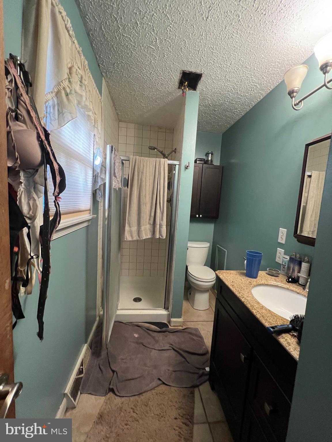 OAK COVE - Residential