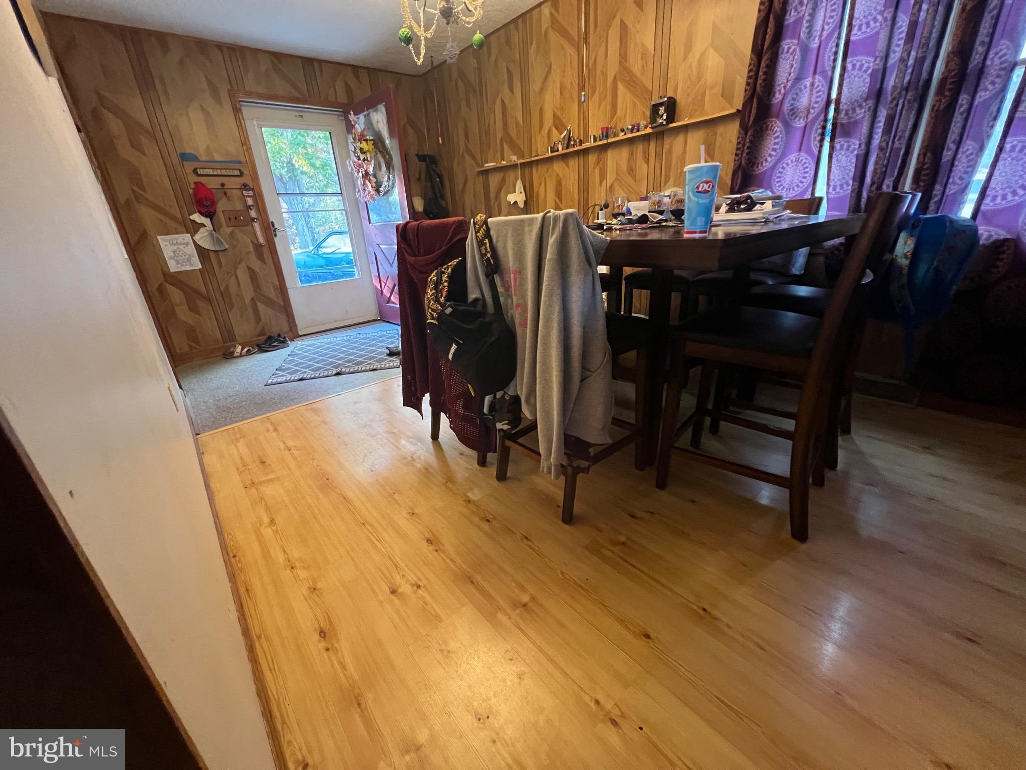 OAK COVE - Residential