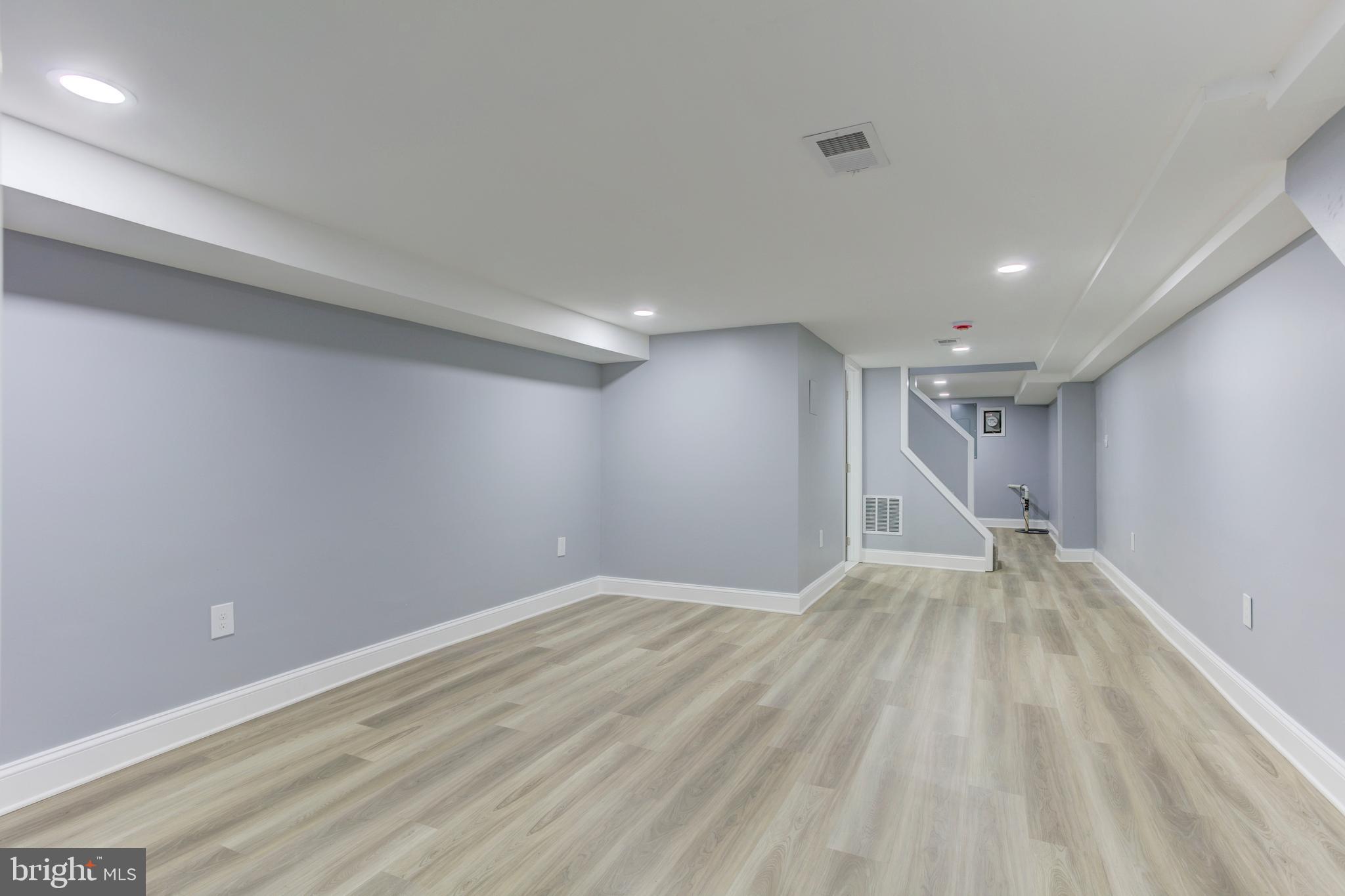 BROOKLYN - Residential