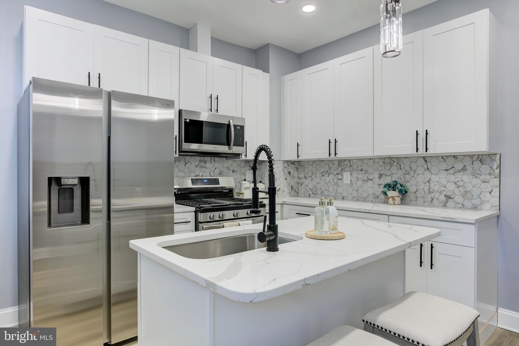 BROOKLYN - Residential