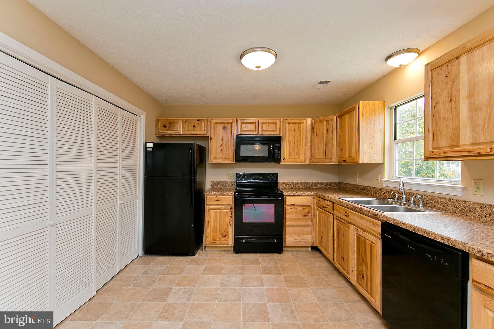 BROOKLAND HEIGHTS - Residential Lease