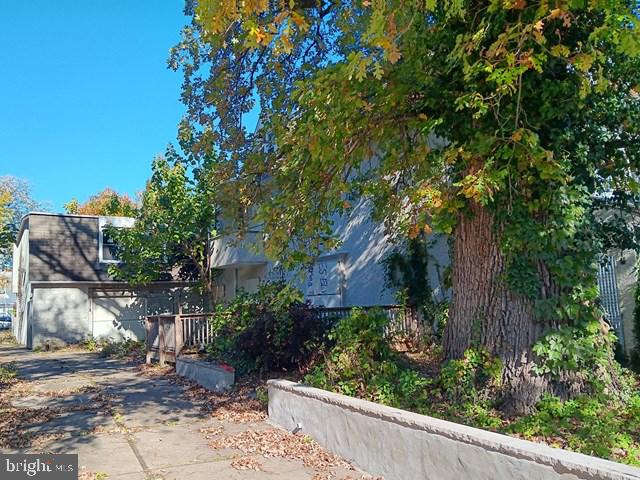 67 E HIGH STREET
