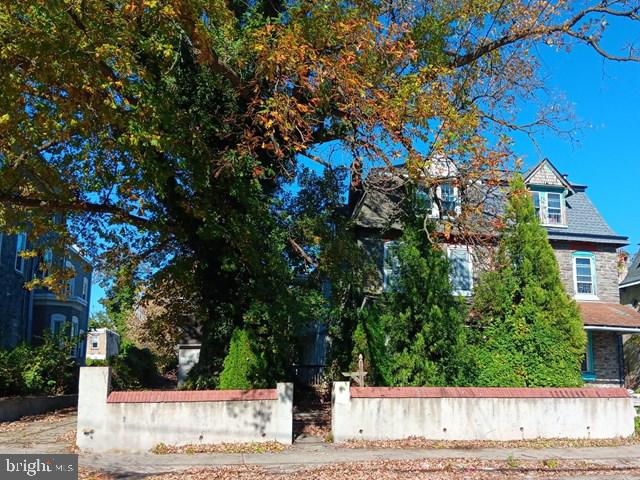 67 E HIGH STREET