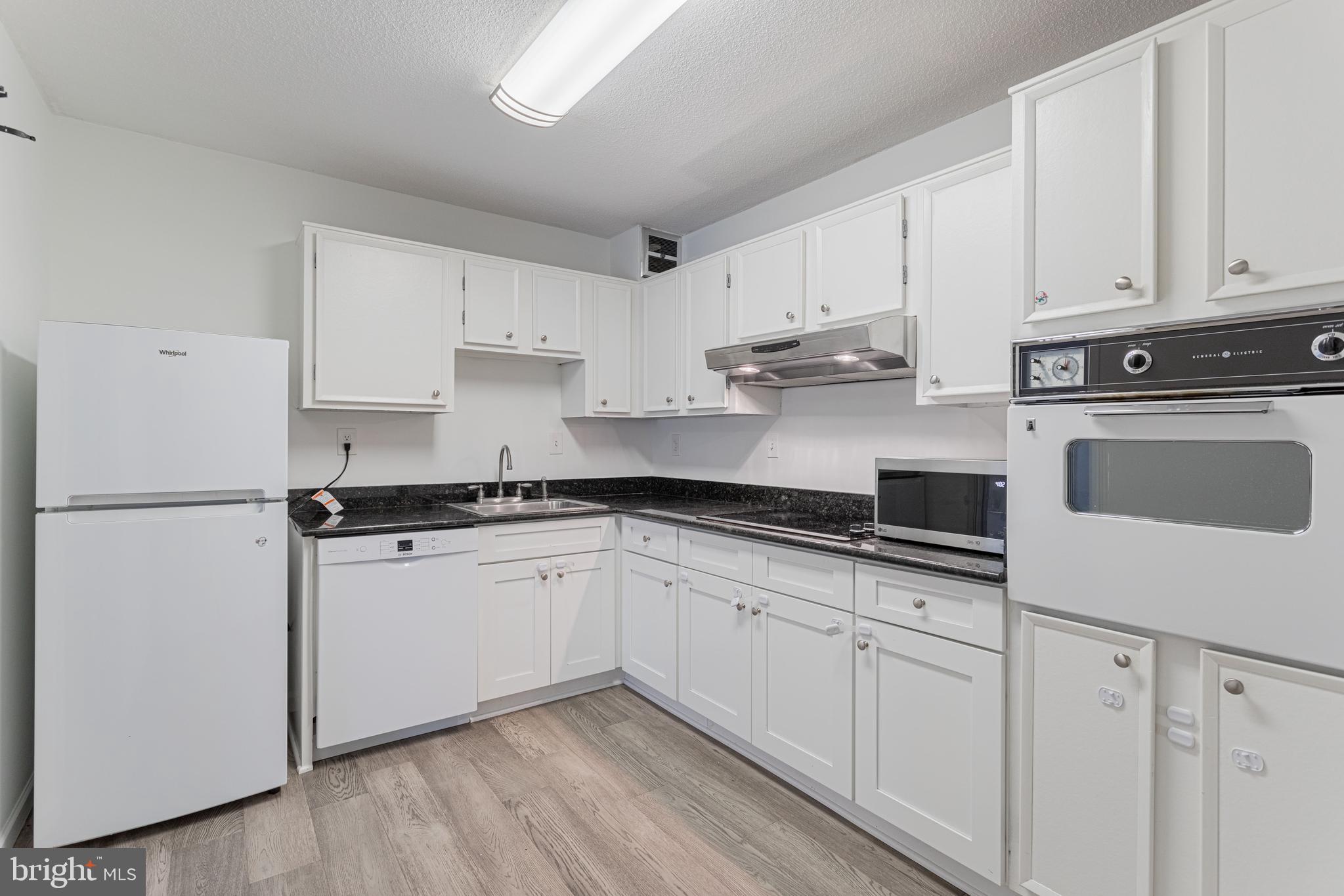 WATERGATE AT LANDMARK - Residential Lease