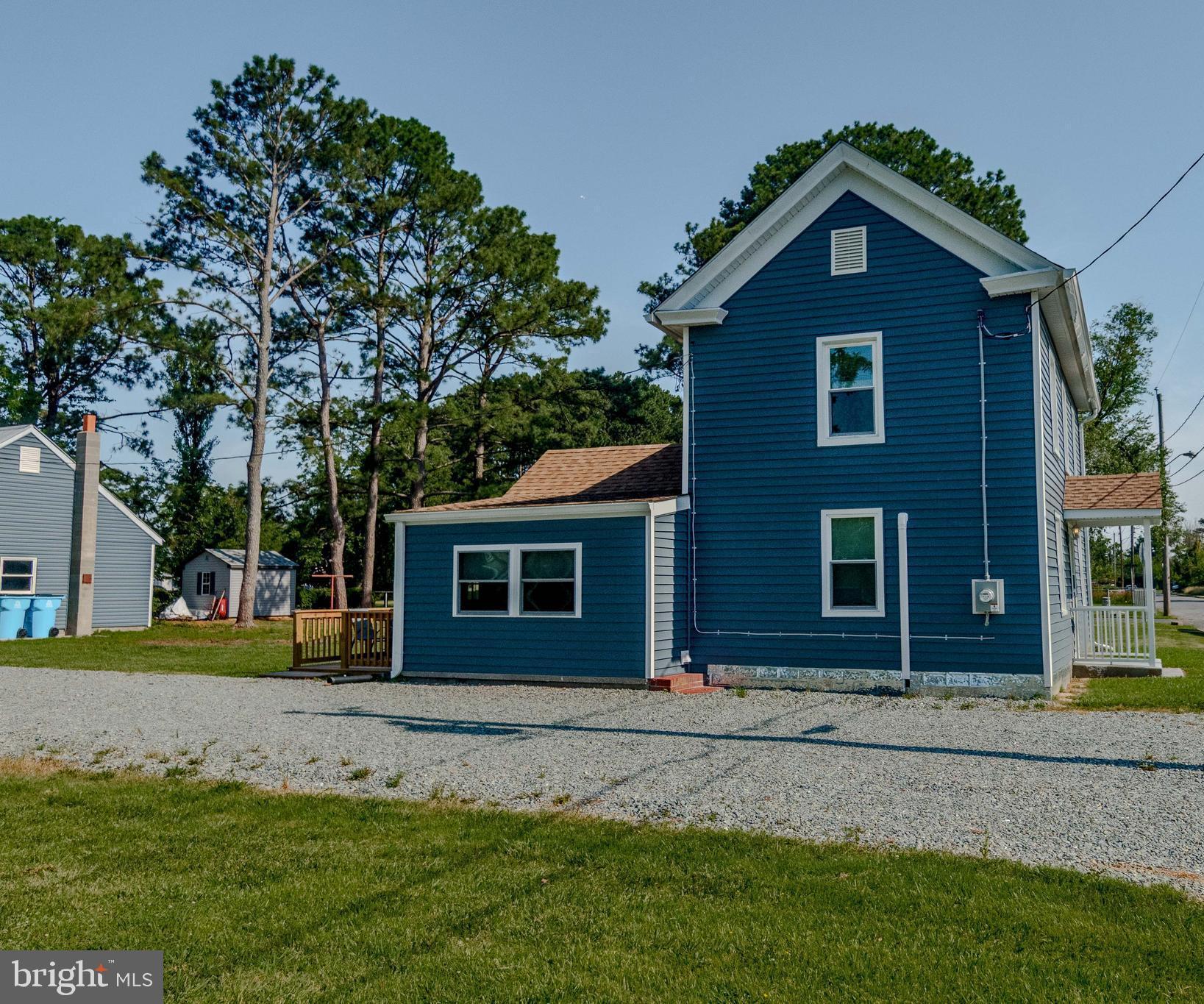 215 N 1ST STREET