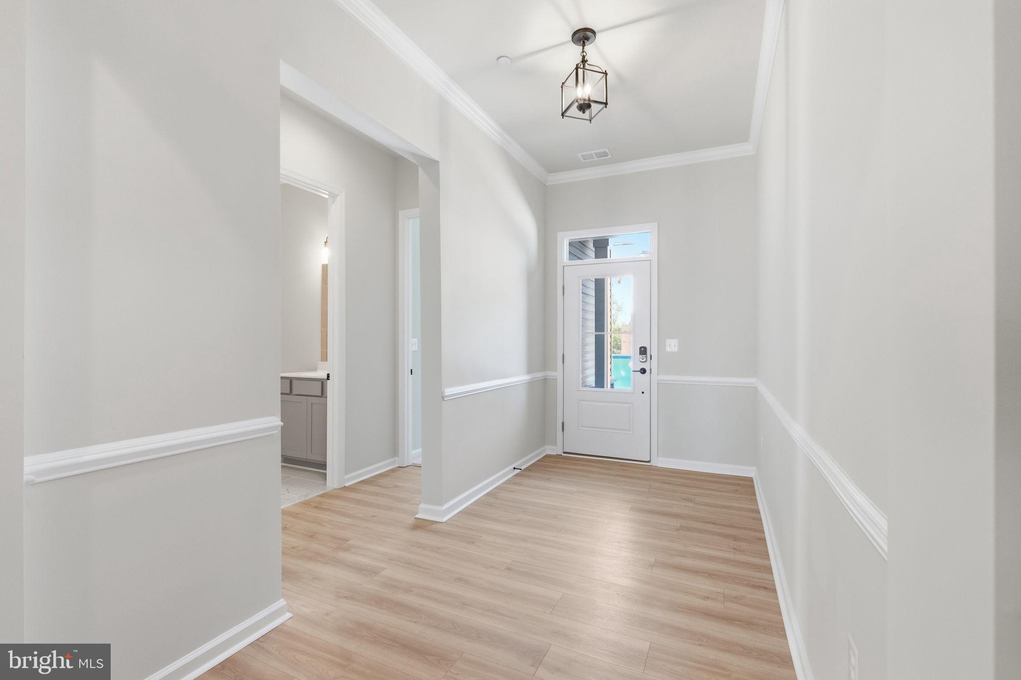 1553 LAKE TAHOE DRIVE