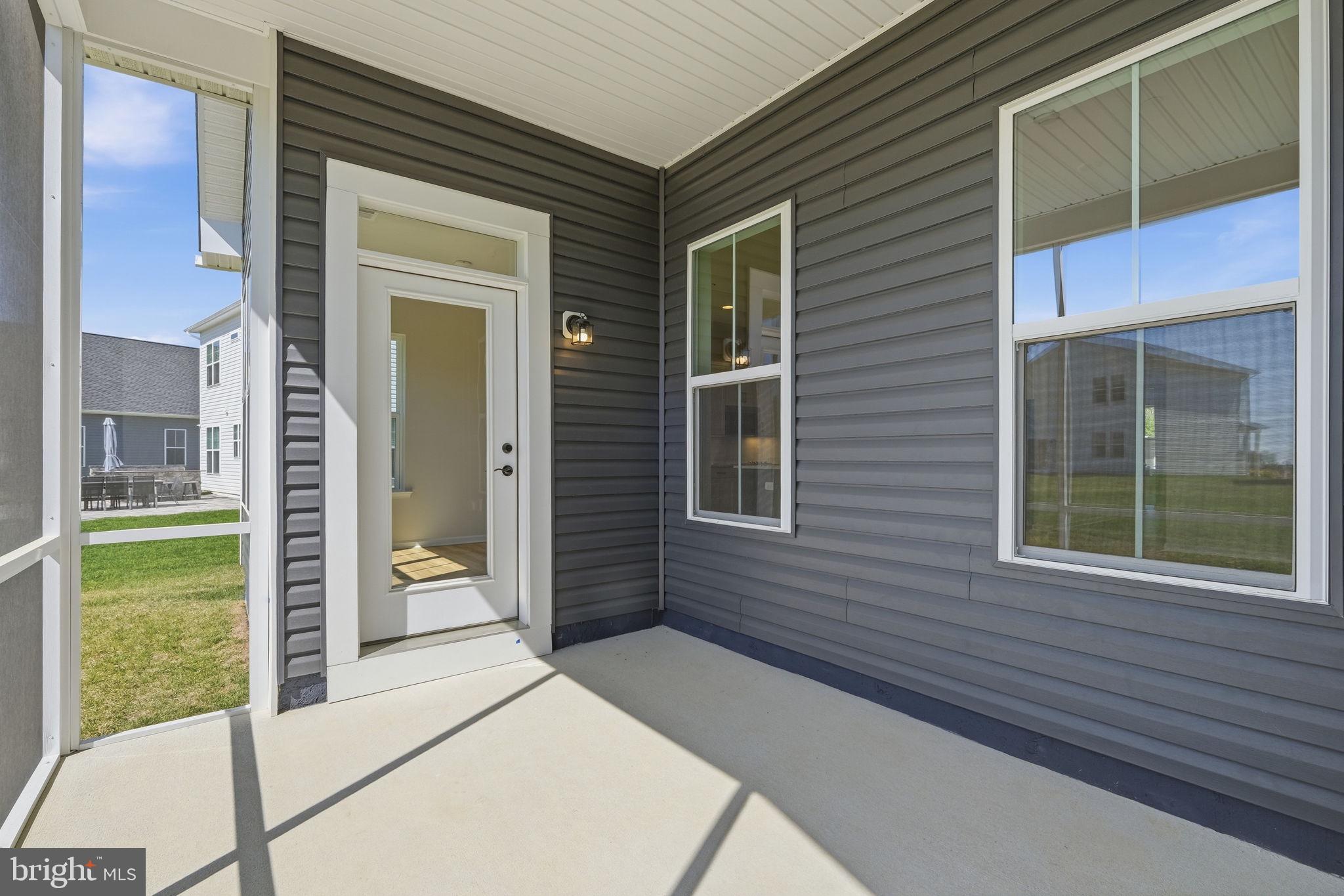 1553 LAKE TAHOE DRIVE