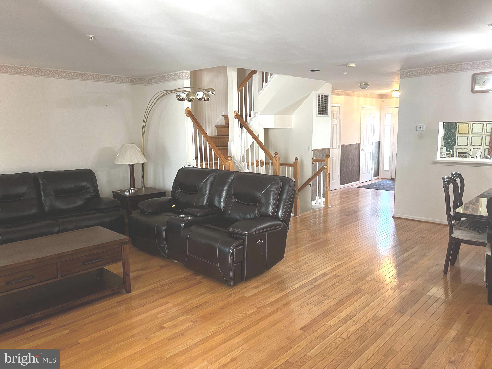 OWINGS MILLS - Residential