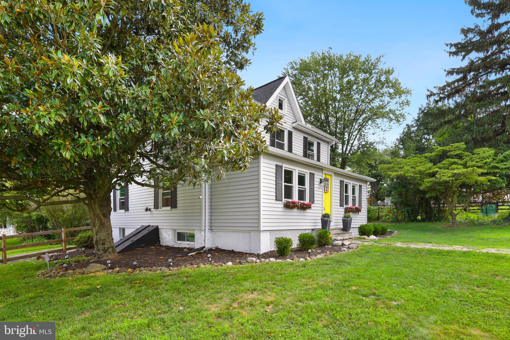 411 E A STREET