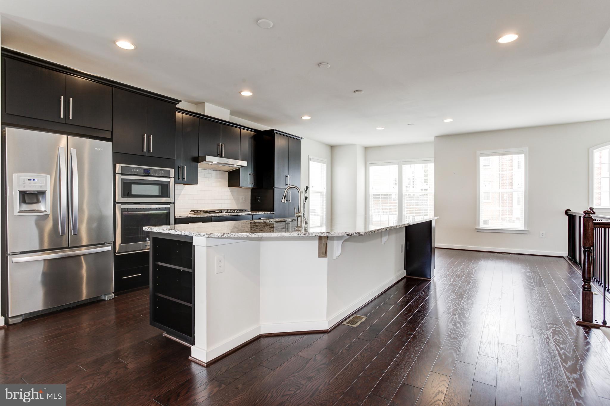 RIVER CREST - Residential Lease