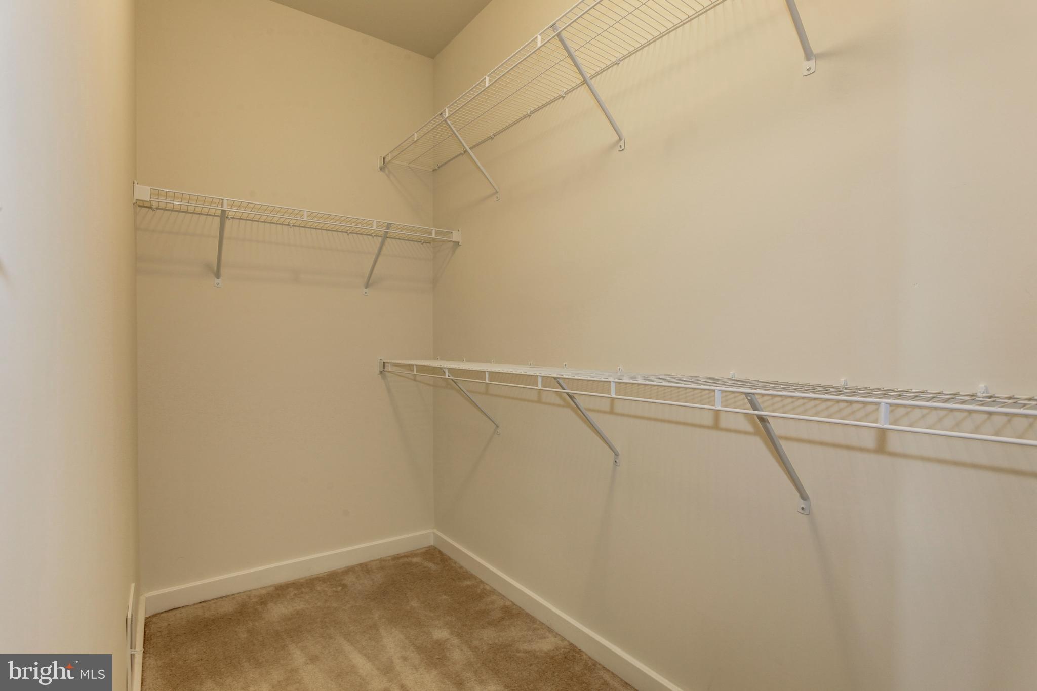 RIVER CREST - Residential Lease