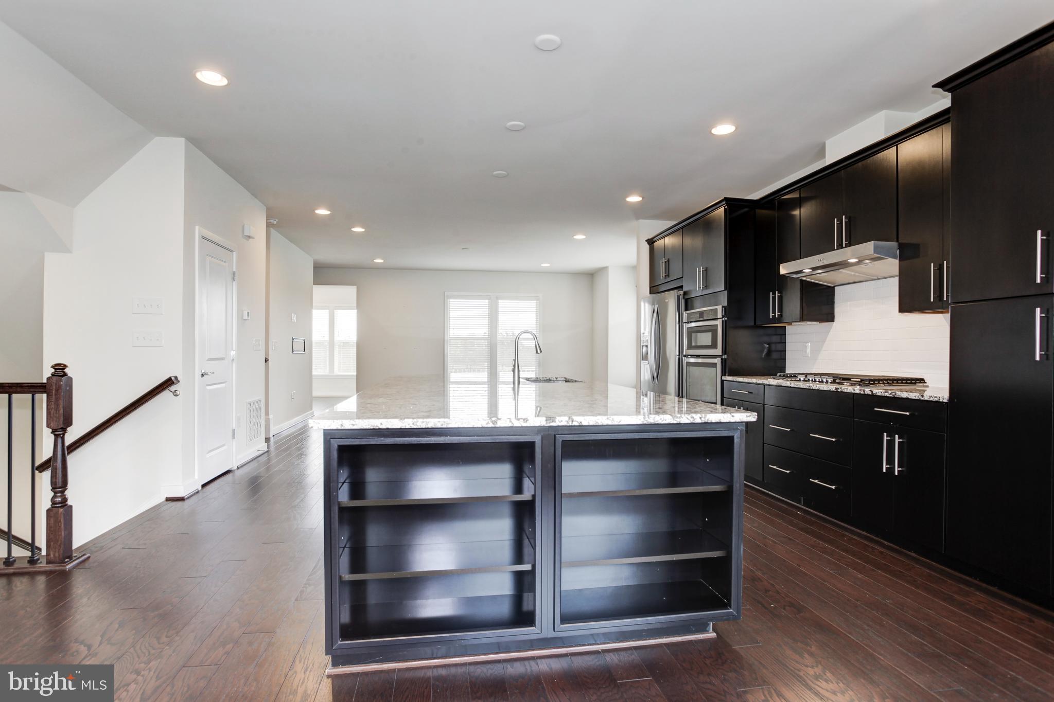 RIVER CREST - Residential Lease