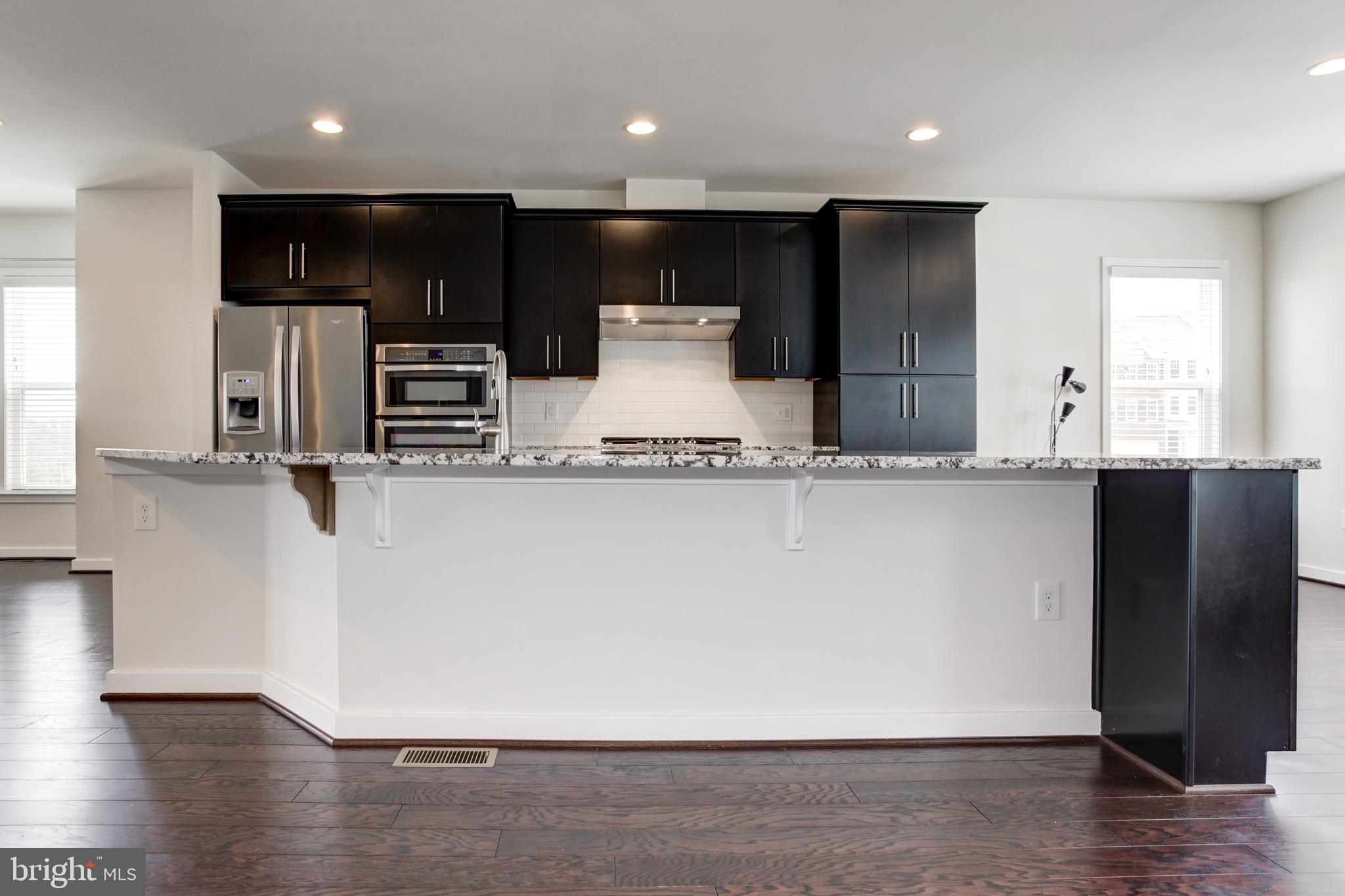 RIVER CREST - Residential Lease