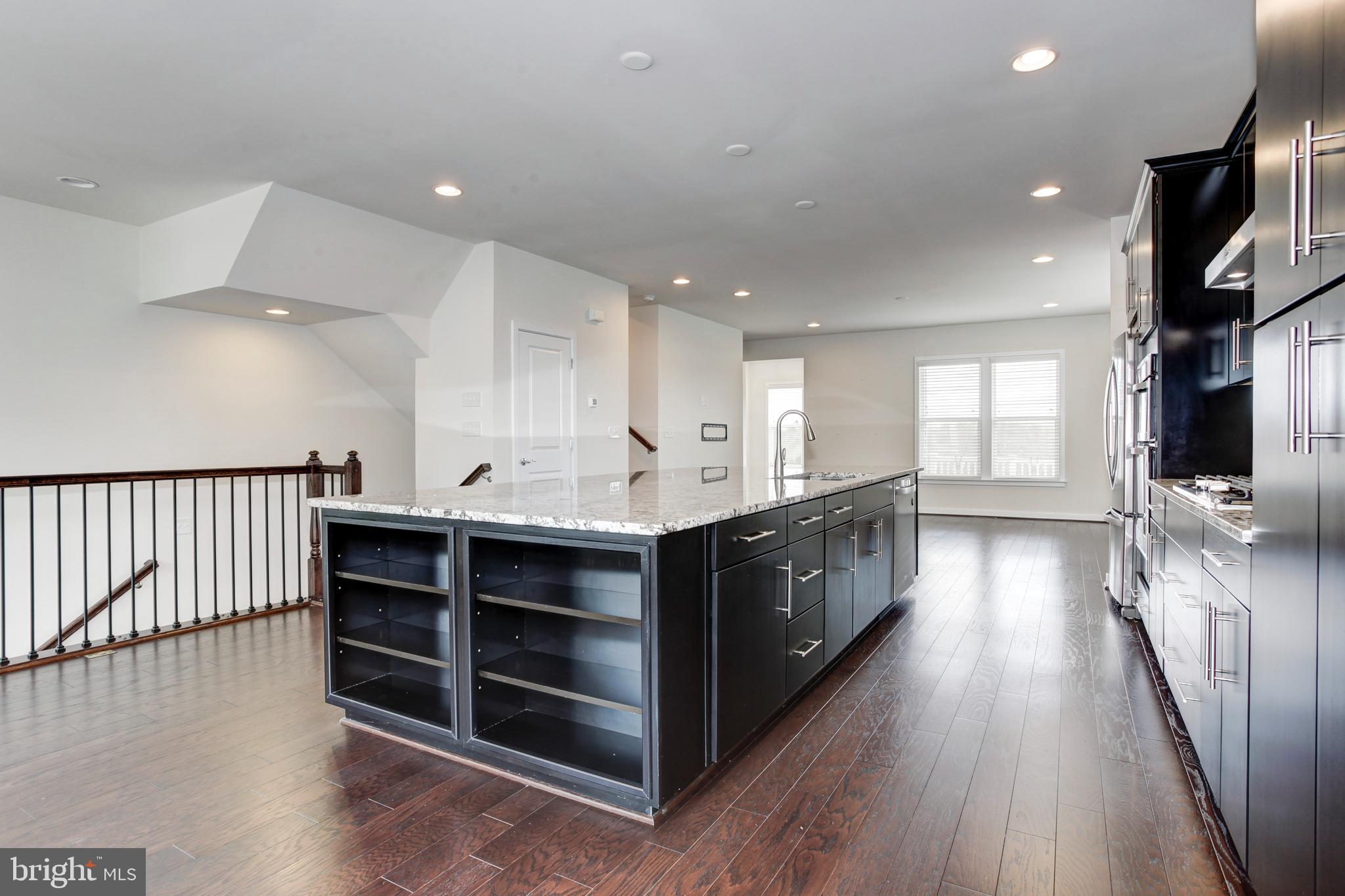 RIVER CREST - Residential Lease