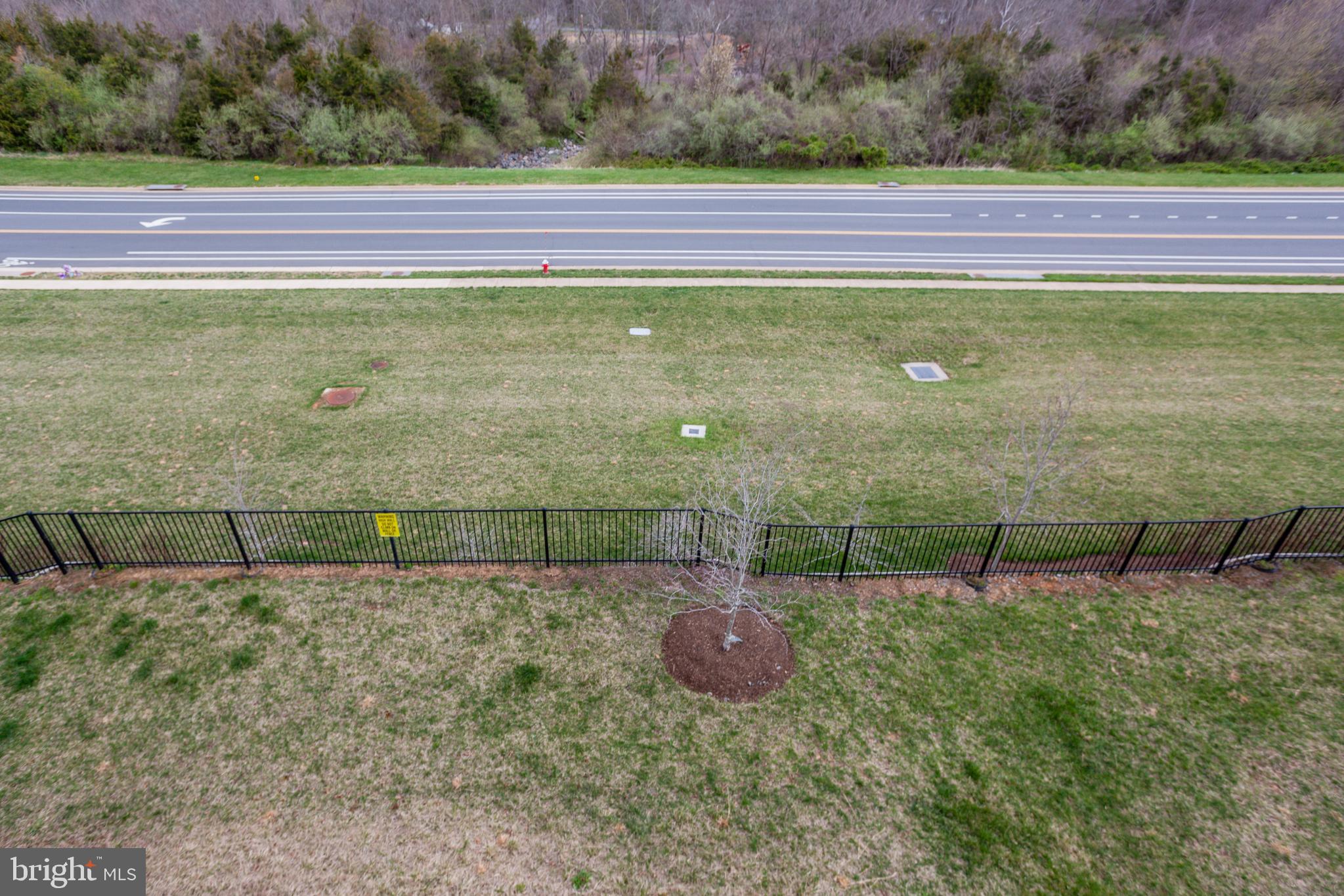 RIVER CREST - Residential Lease