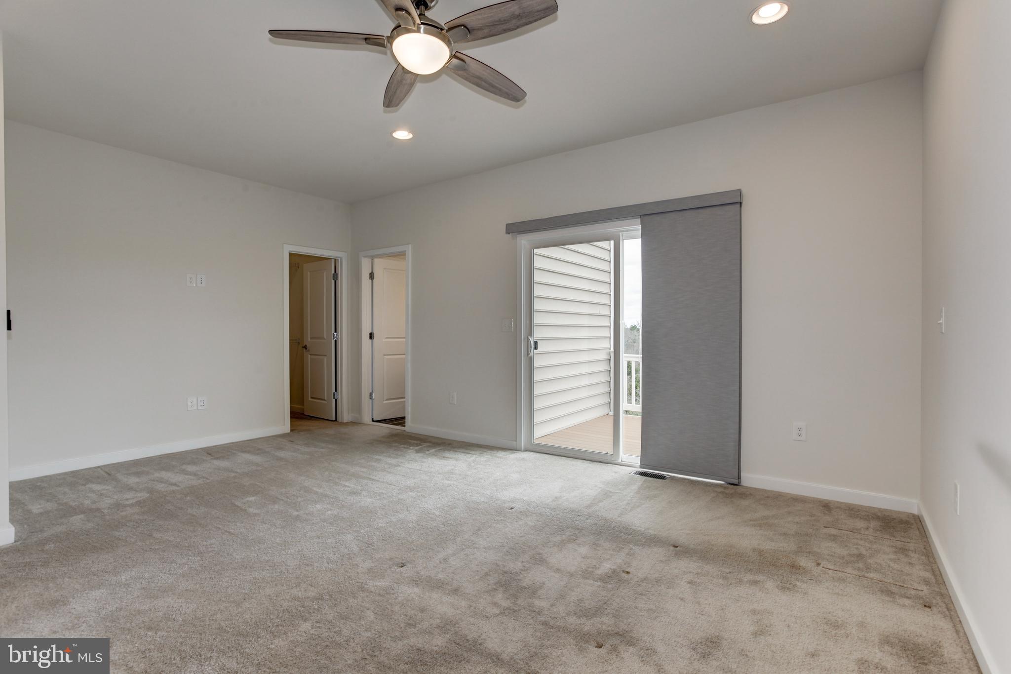 RIVER CREST - Residential Lease