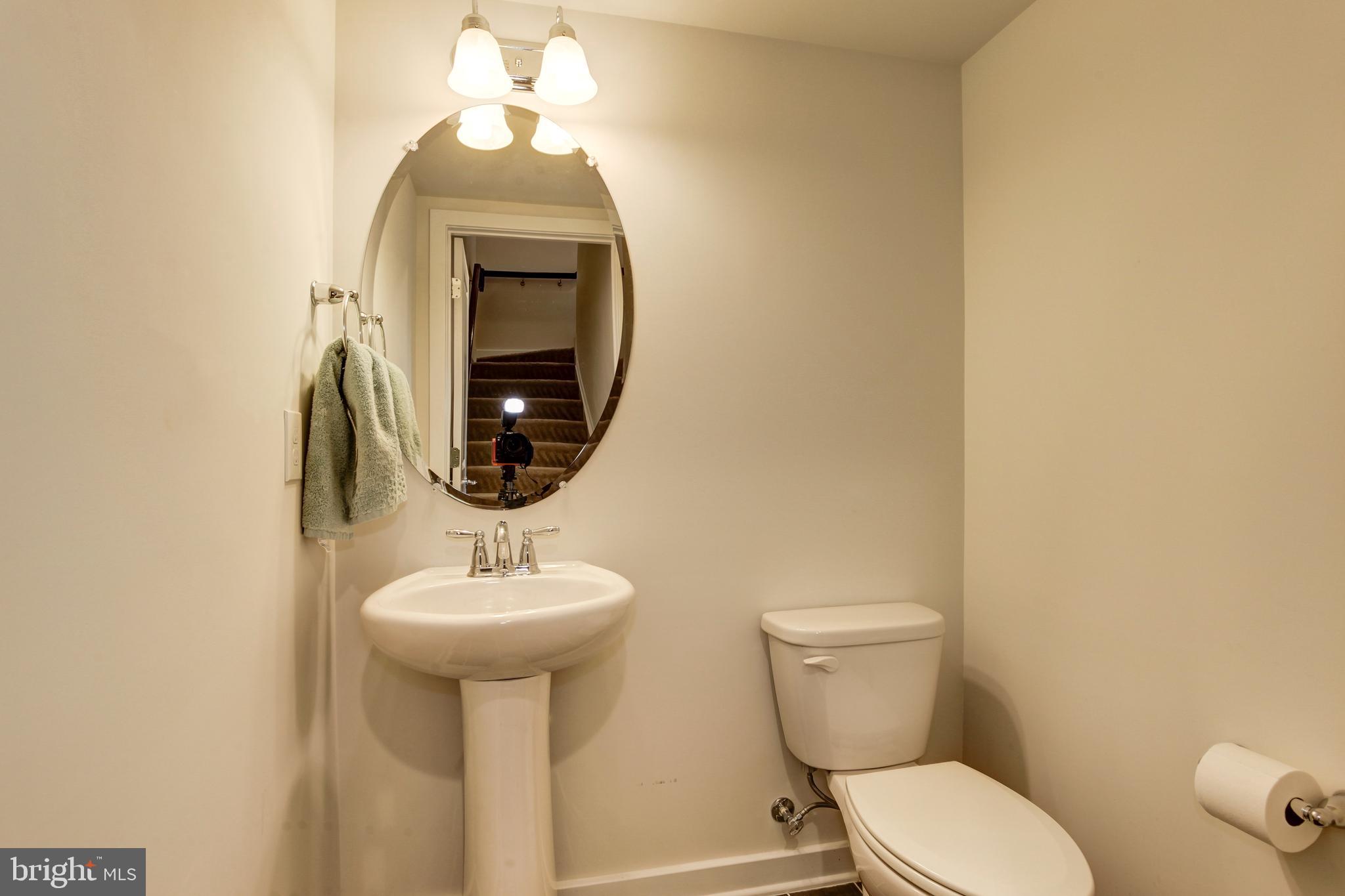 RIVER CREST - Residential Lease