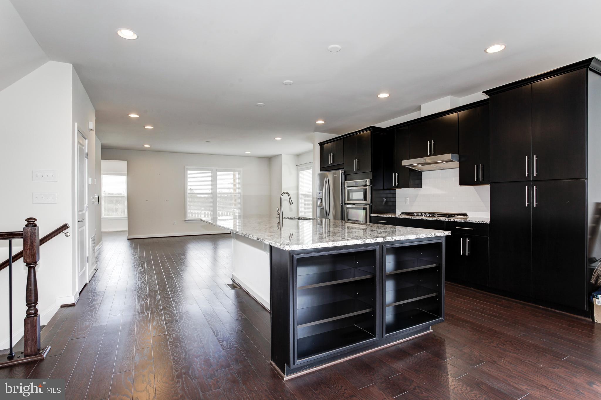 RIVER CREST - Residential Lease