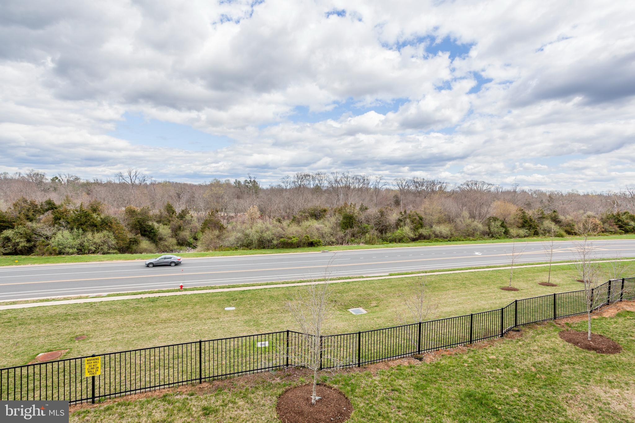 RIVER CREST - Residential Lease