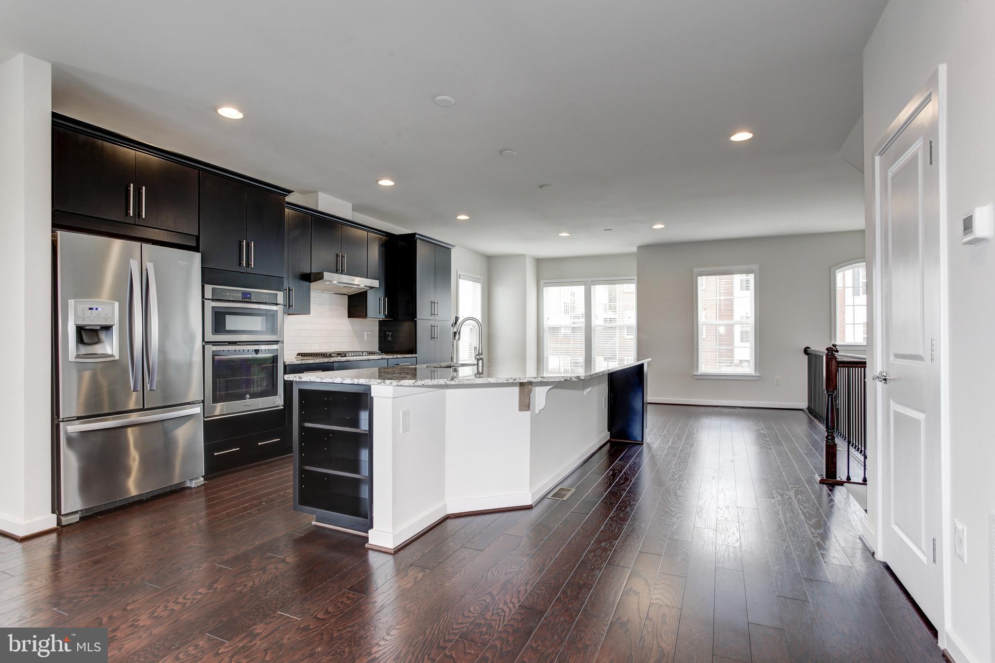 RIVER CREST - Residential Lease