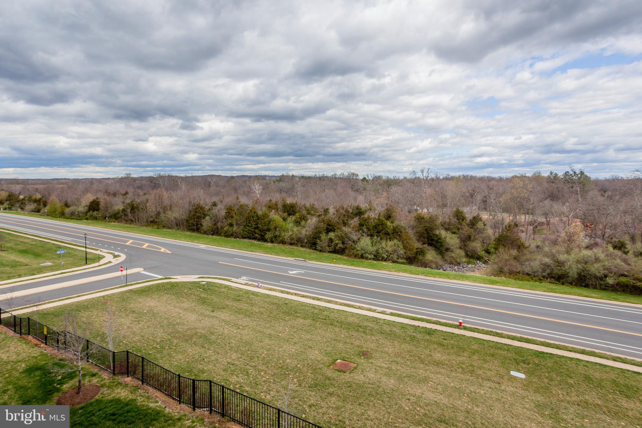 RIVER CREST - Residential Lease