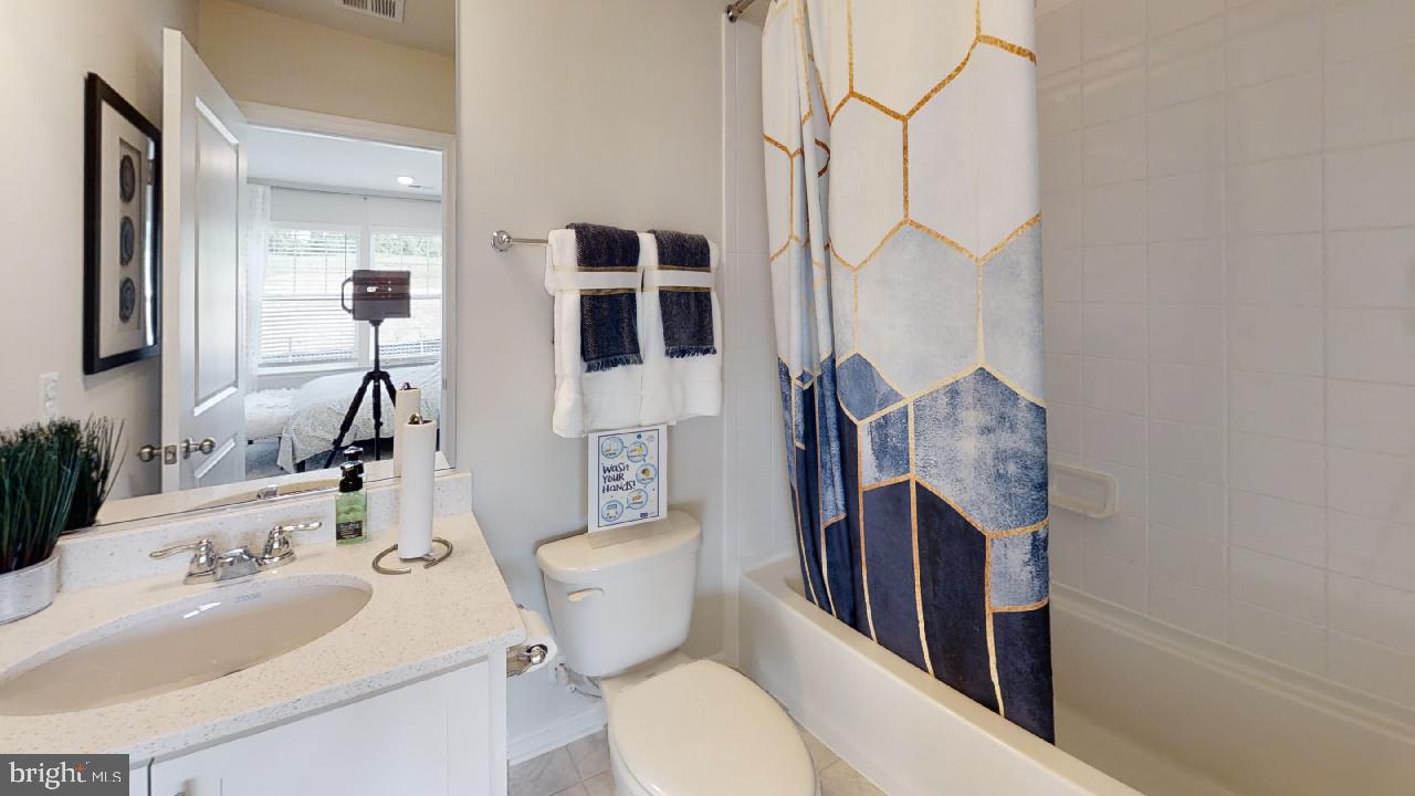 WOODMORE OVERLOOK - Residential