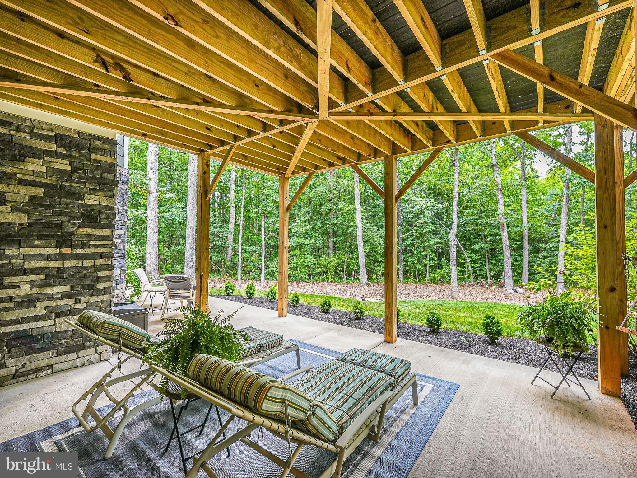 FAWN LAKE - Residential