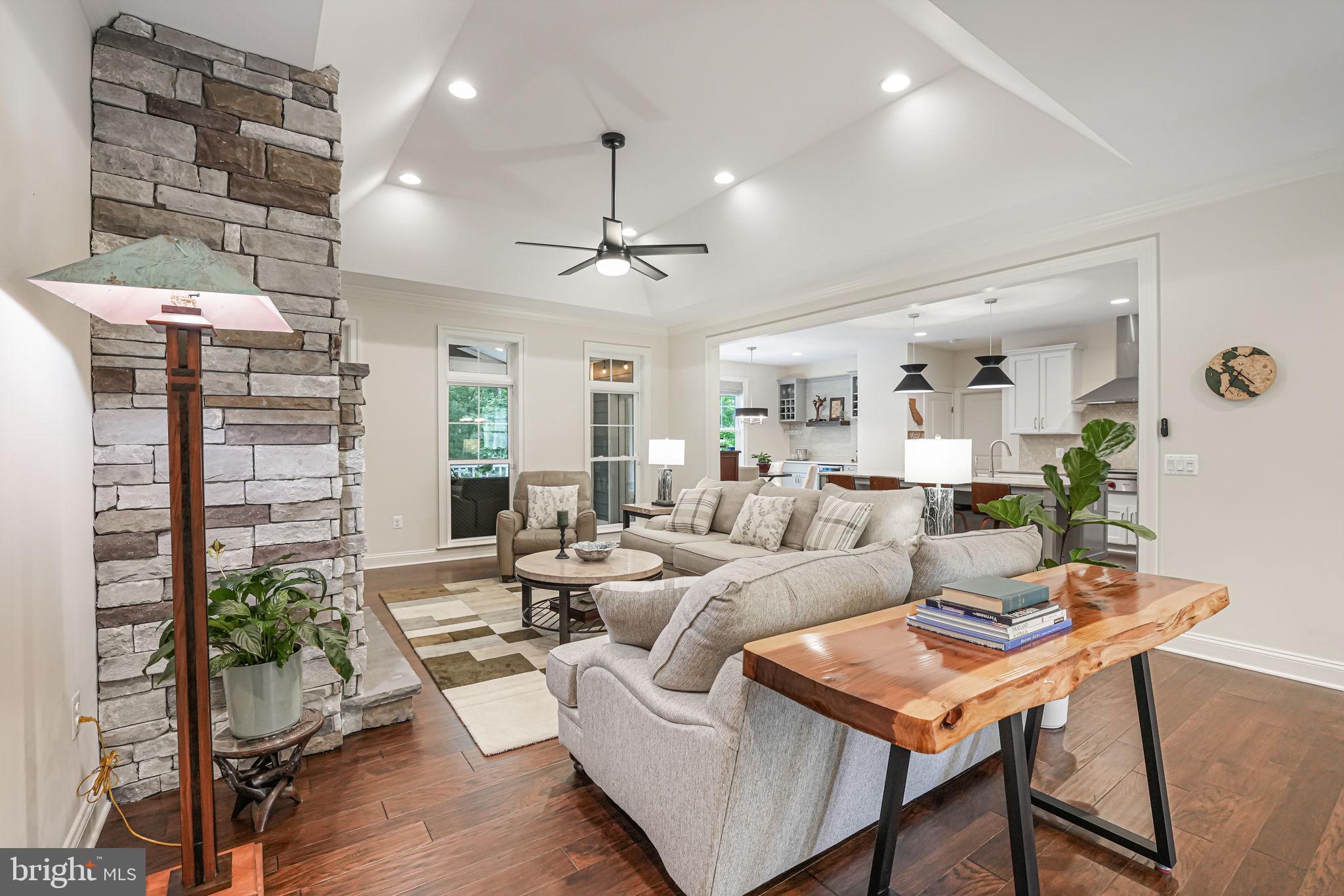 FAWN LAKE - Residential