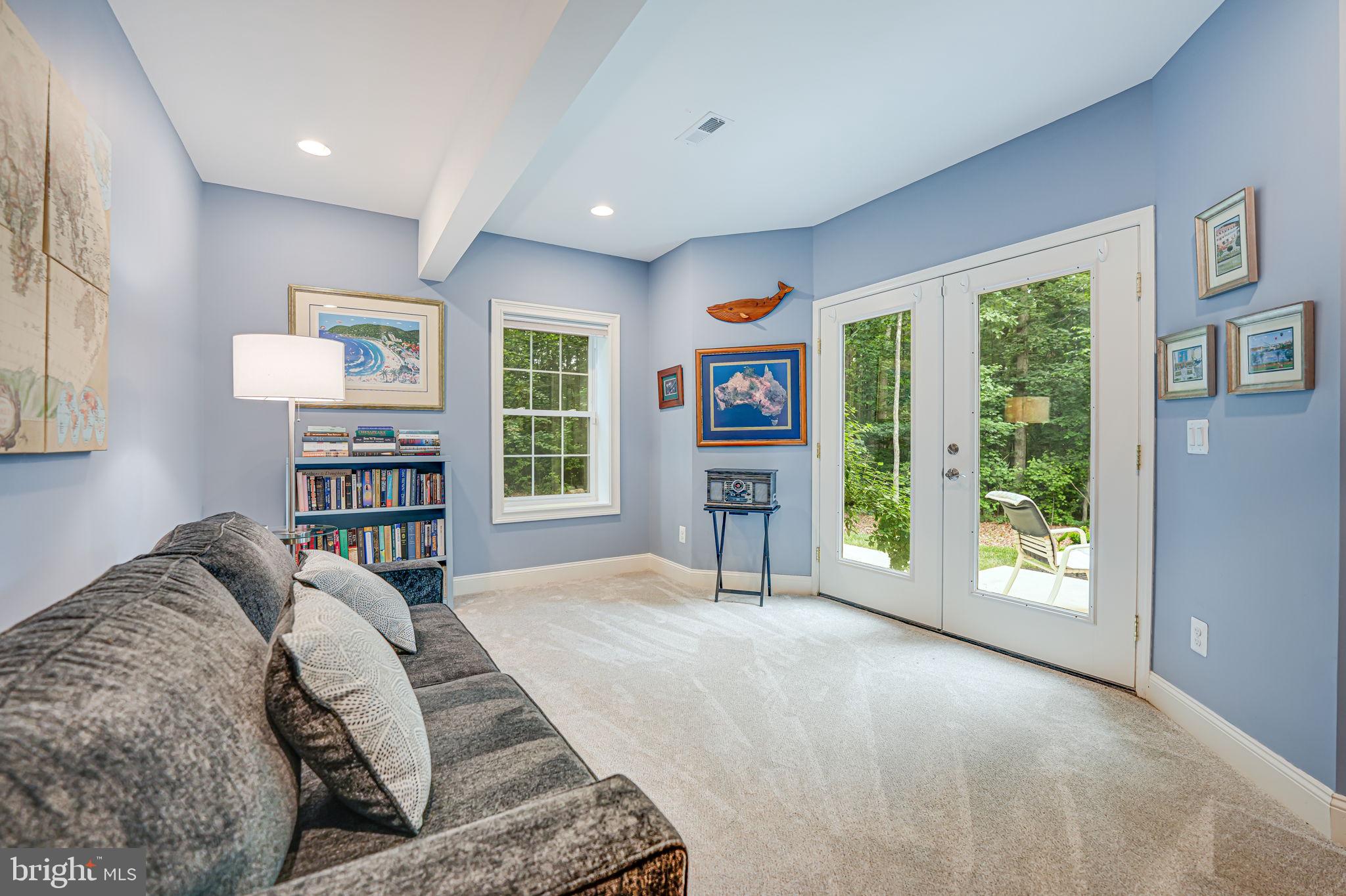 FAWN LAKE - Residential