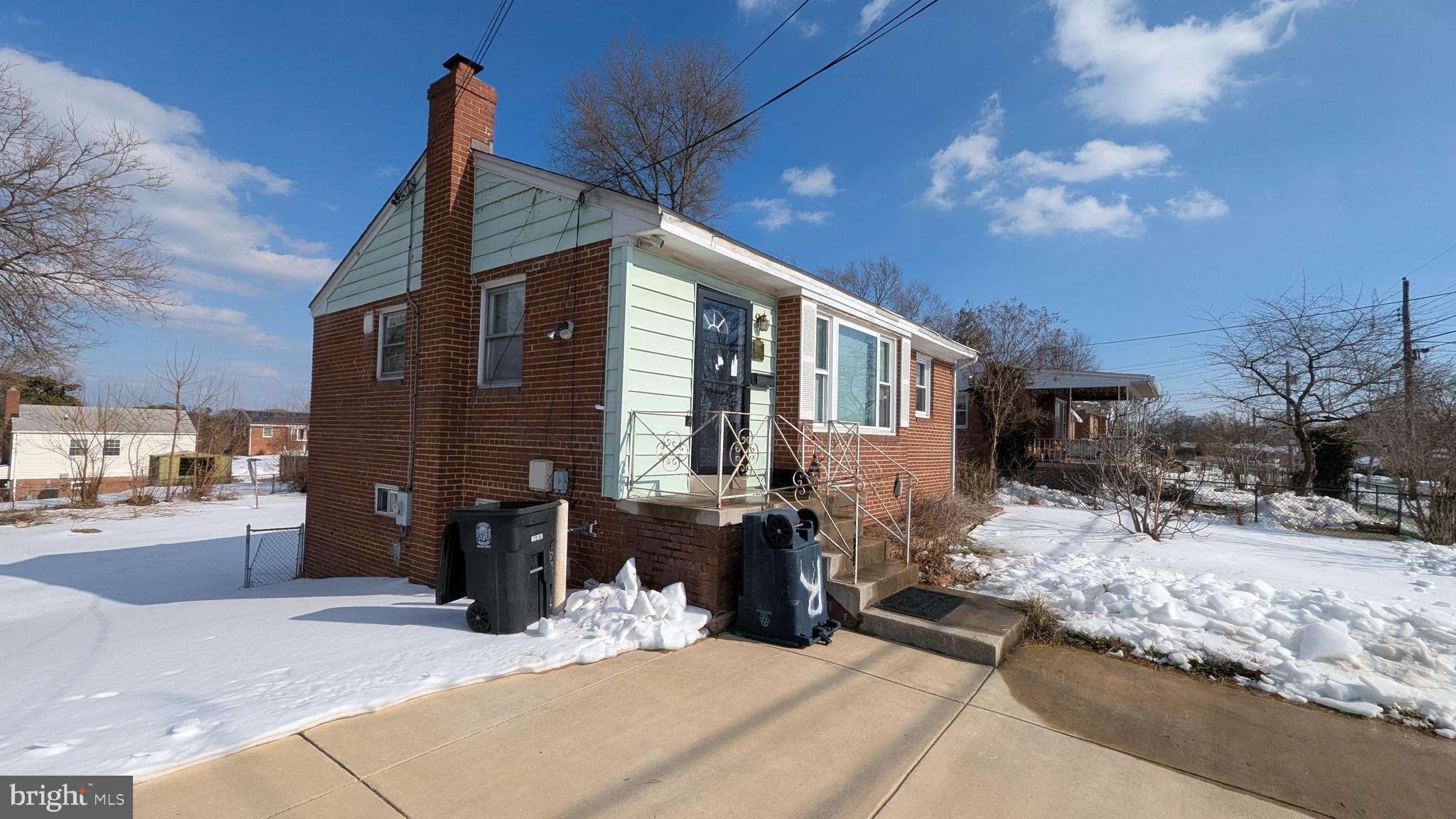 WOODLAWN HEIGHTS - Residential