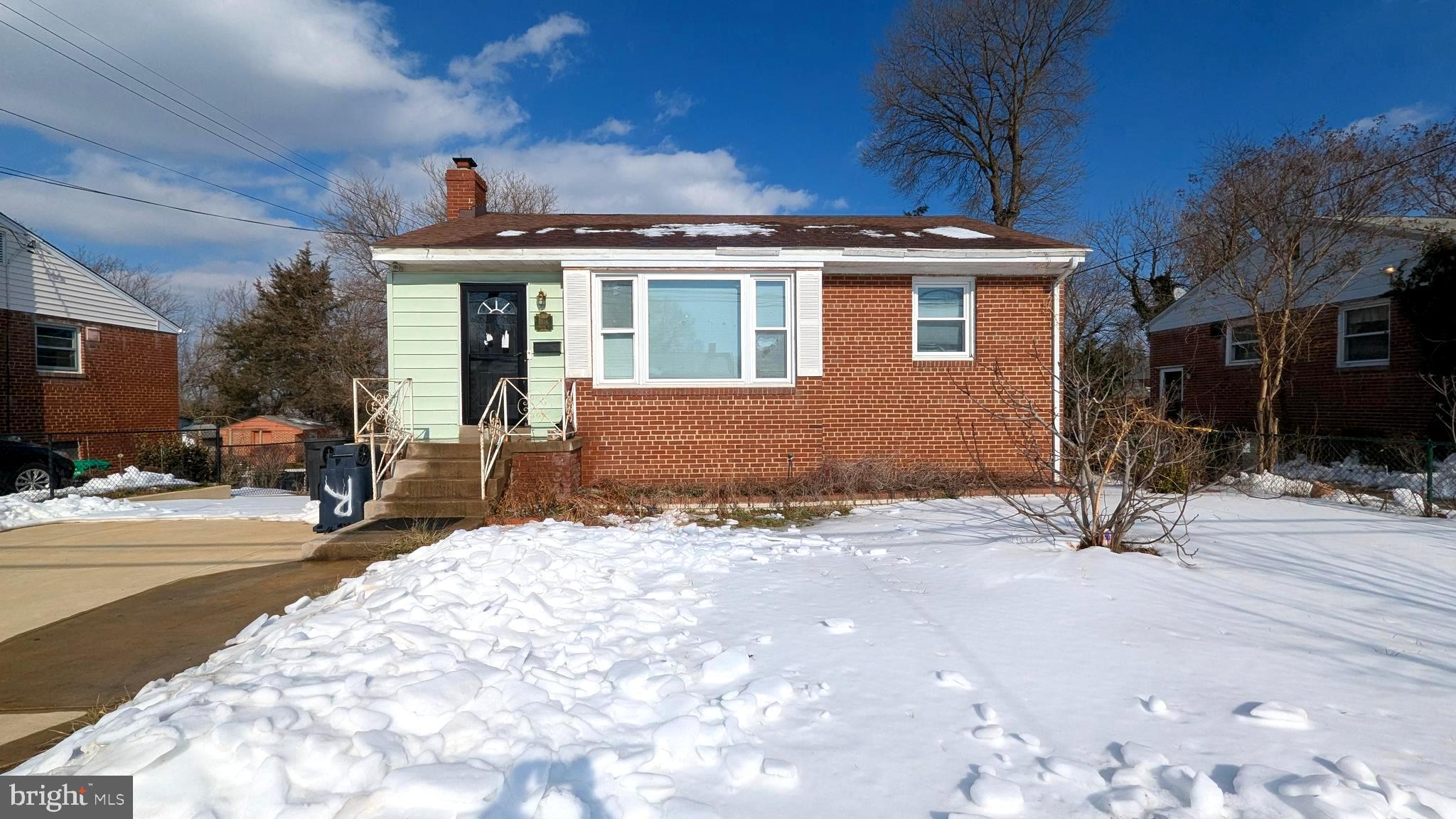 WOODLAWN HEIGHTS - Residential